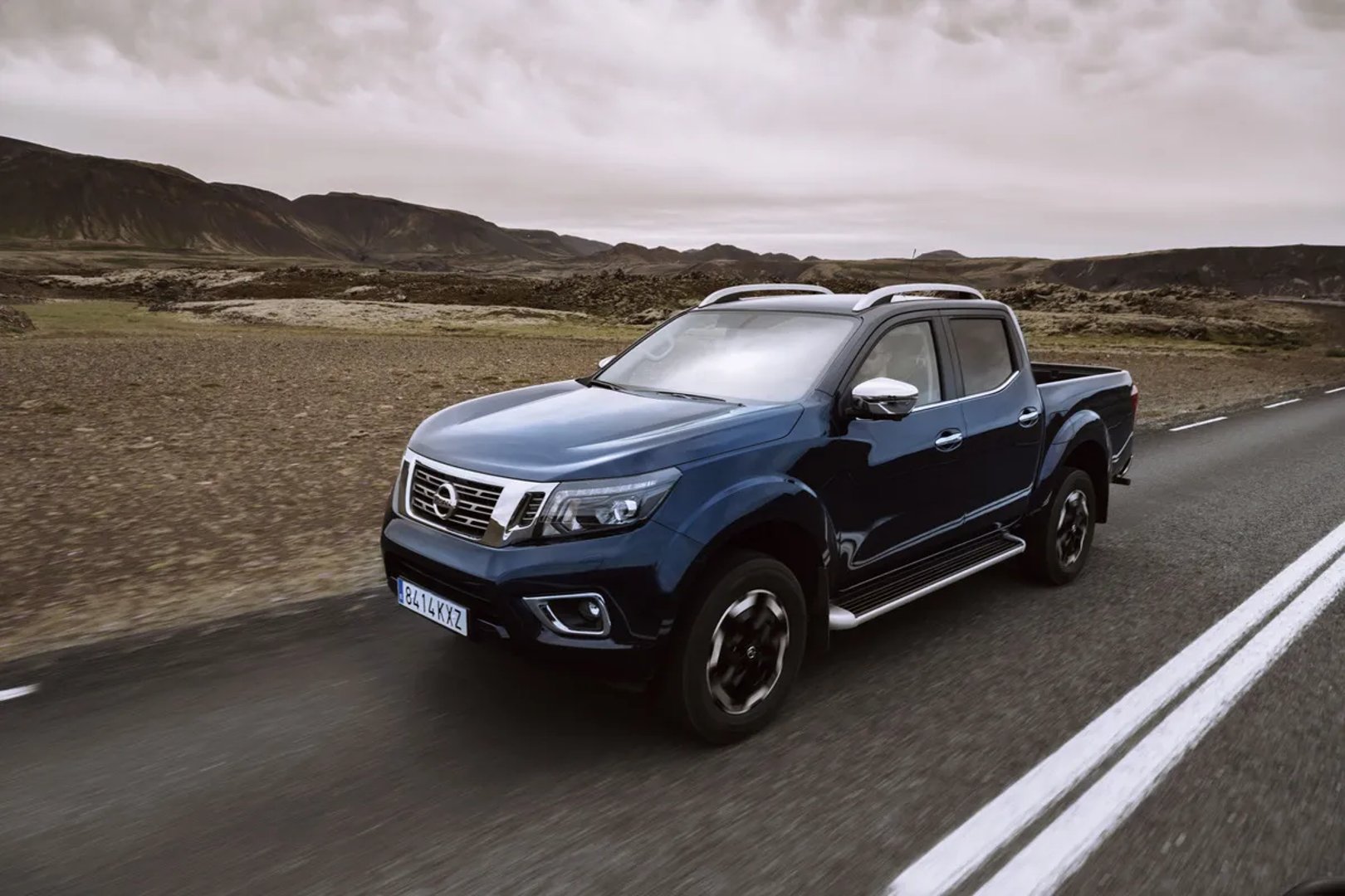 Nissan Navara 4 generation  Pickup double-cab