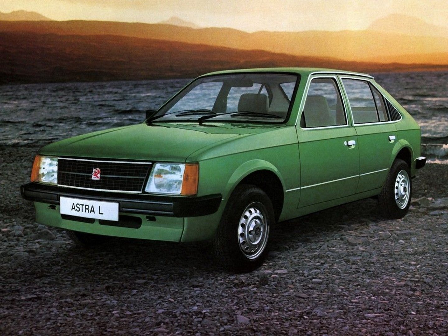 vauxhall_Astra_1_generation__Mini_5-doors__8.jpg