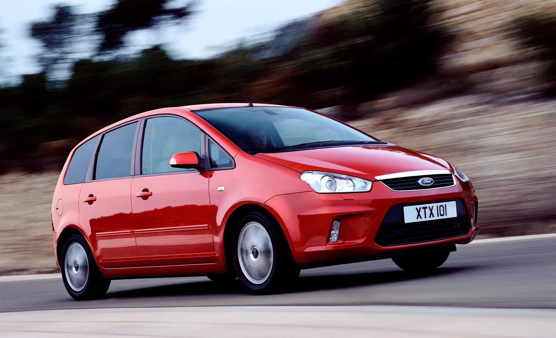 Ford_C-MAX_1_generation_restyling__Compact_Van__8.jpg