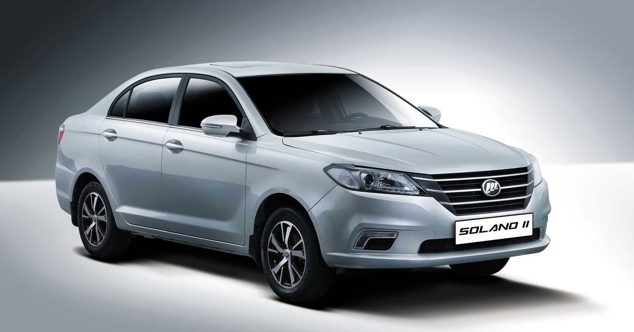 lifan_Solano_2_generation__Sedan__10.jpg
