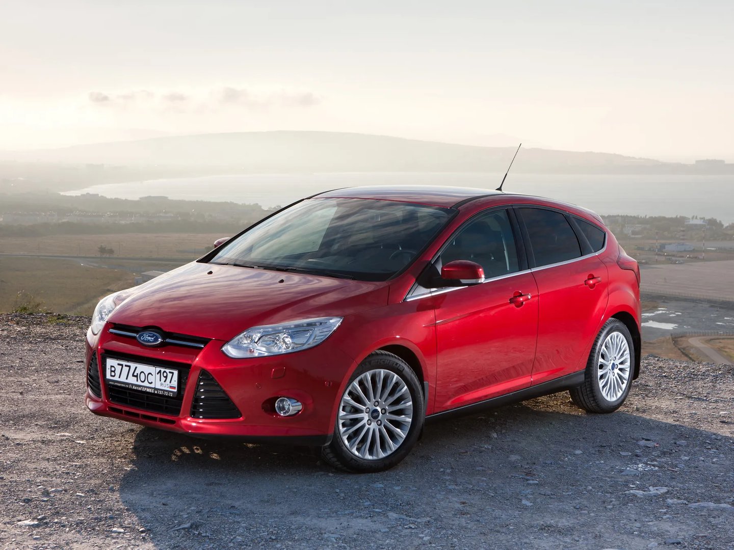 CB8  Hatchback 5-door