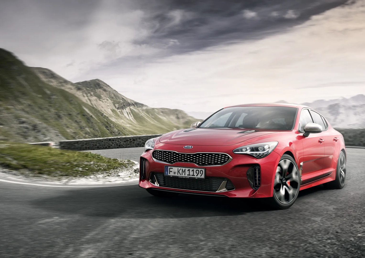 Kia_Stinger_1_generation__Liftback__9.jpg