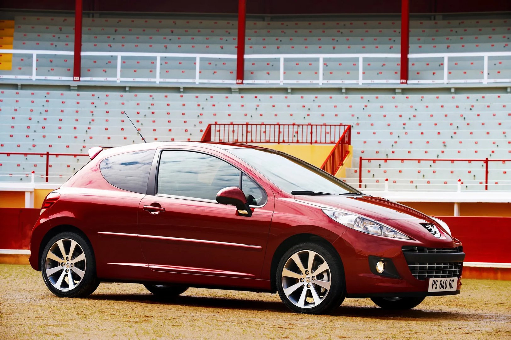Peugeot_207_1_generation_restyling__Hatchback_3-door__4.jpg