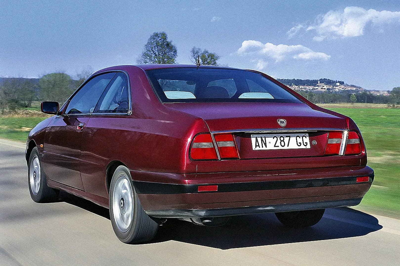 Lancia_Kappa_1_generation__Coupe__8.jpg