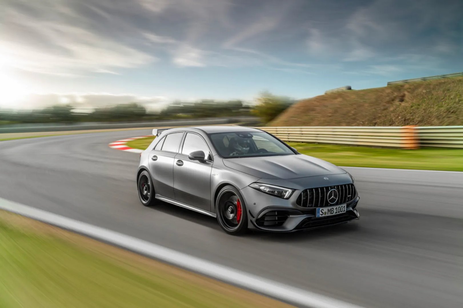 Mercedes_A-Class_AMG_2_generation__Hatchback_5-door__7.jpg