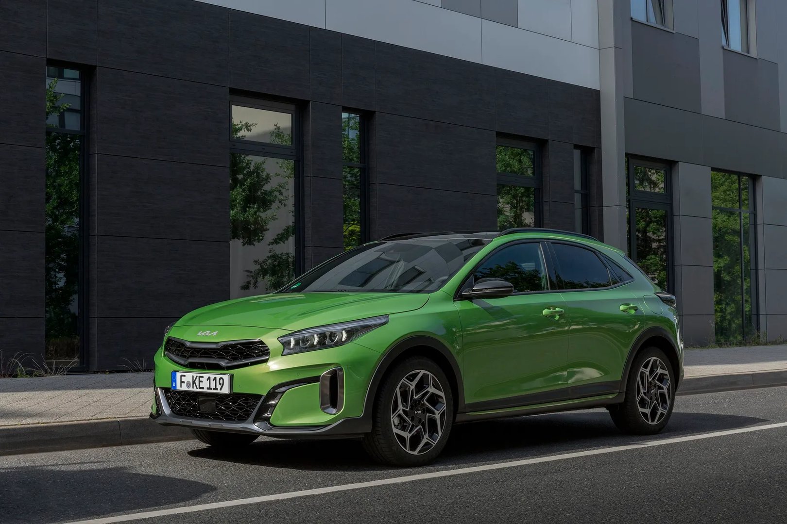 1 generation, restyling 1 