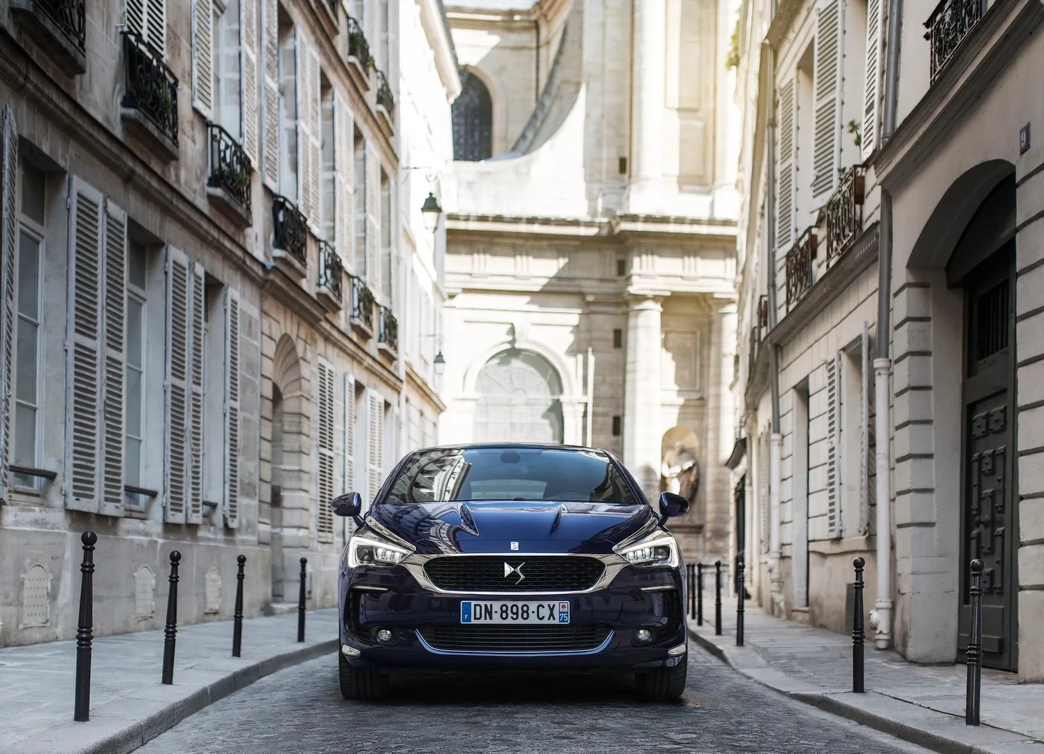 DS_5_1_generation__Hatchback_5-door__7.jpg