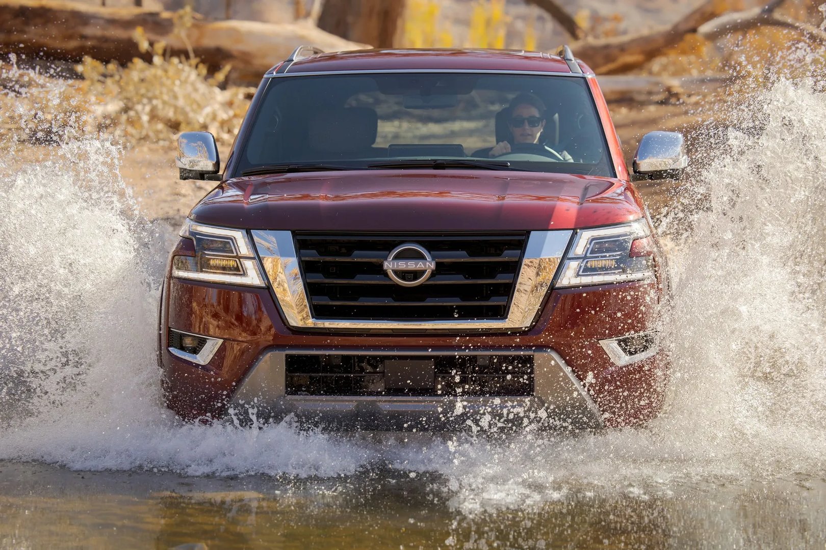 Nissan_Armada_2_generation_restyling__SUV_5-doors__9.jpg