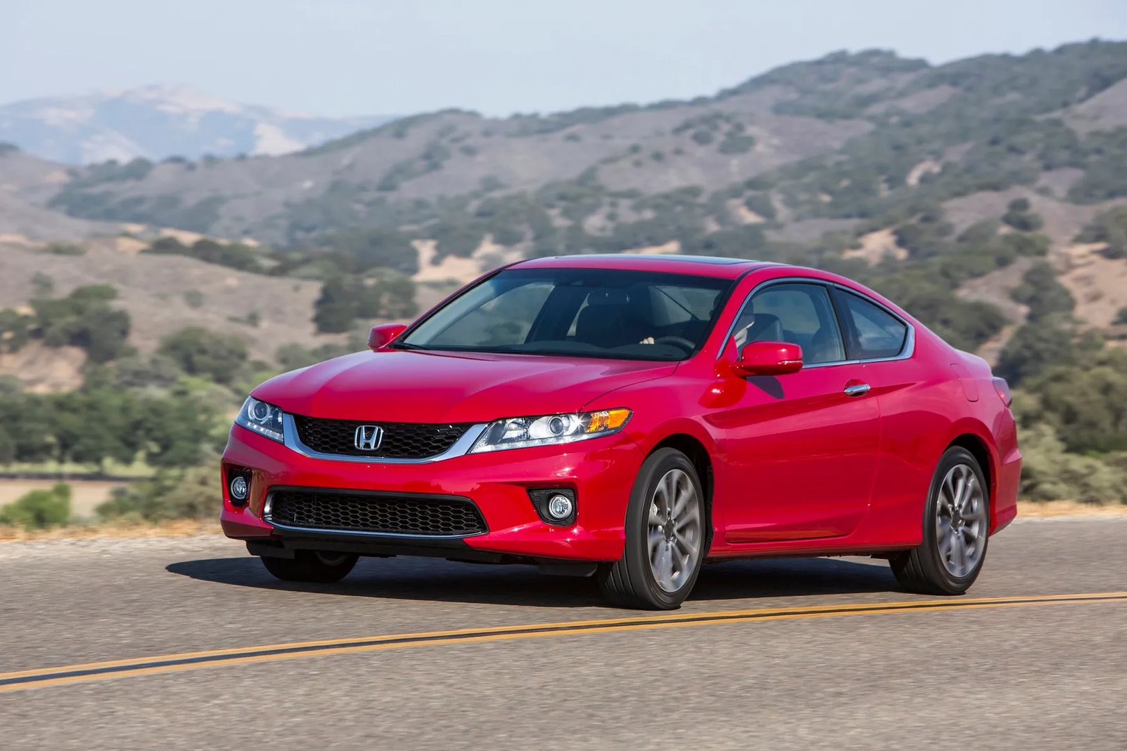 Honda_Accord_9_generation__Coupe__9.jpg