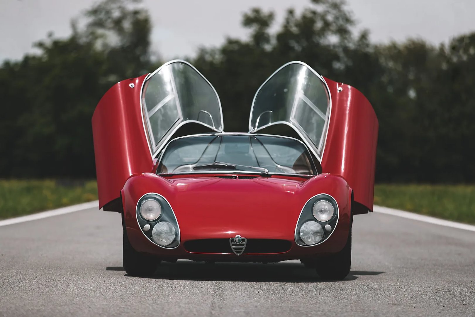 Alfa Romeo_33_Stradale_1_generation__Coupe__4.jpg