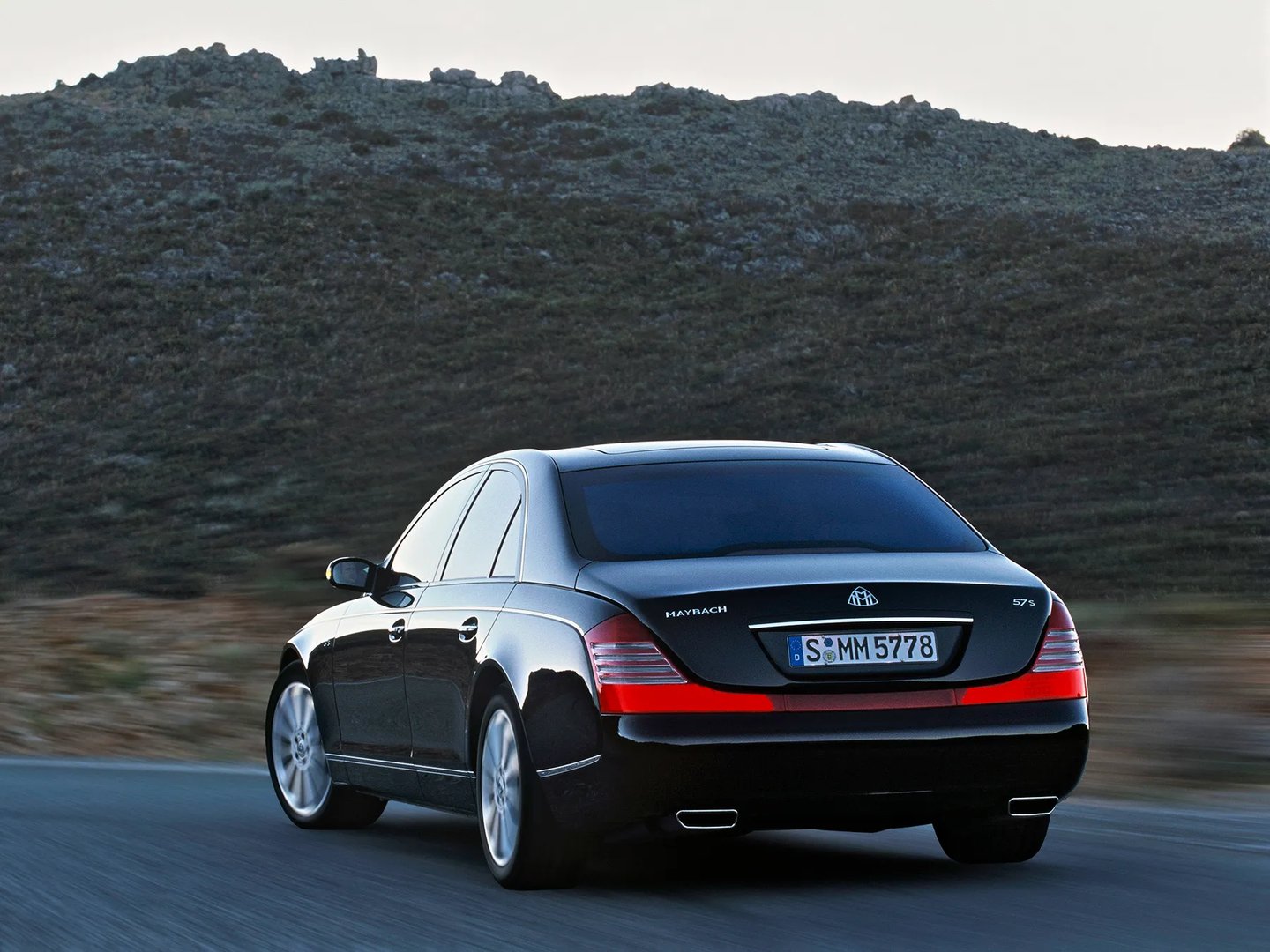 Maybach_57_1_generation_restyling__Sedan__7.jpg