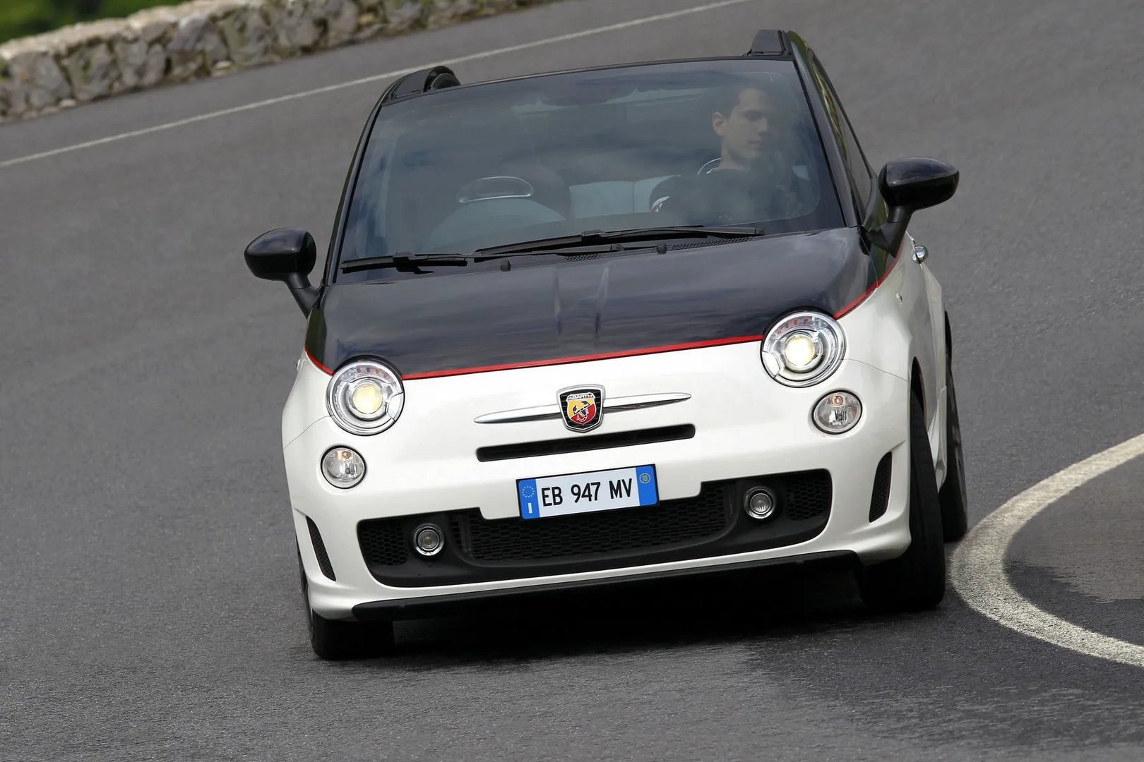 abarth_500_1_generation__Cabrio__11.jpg