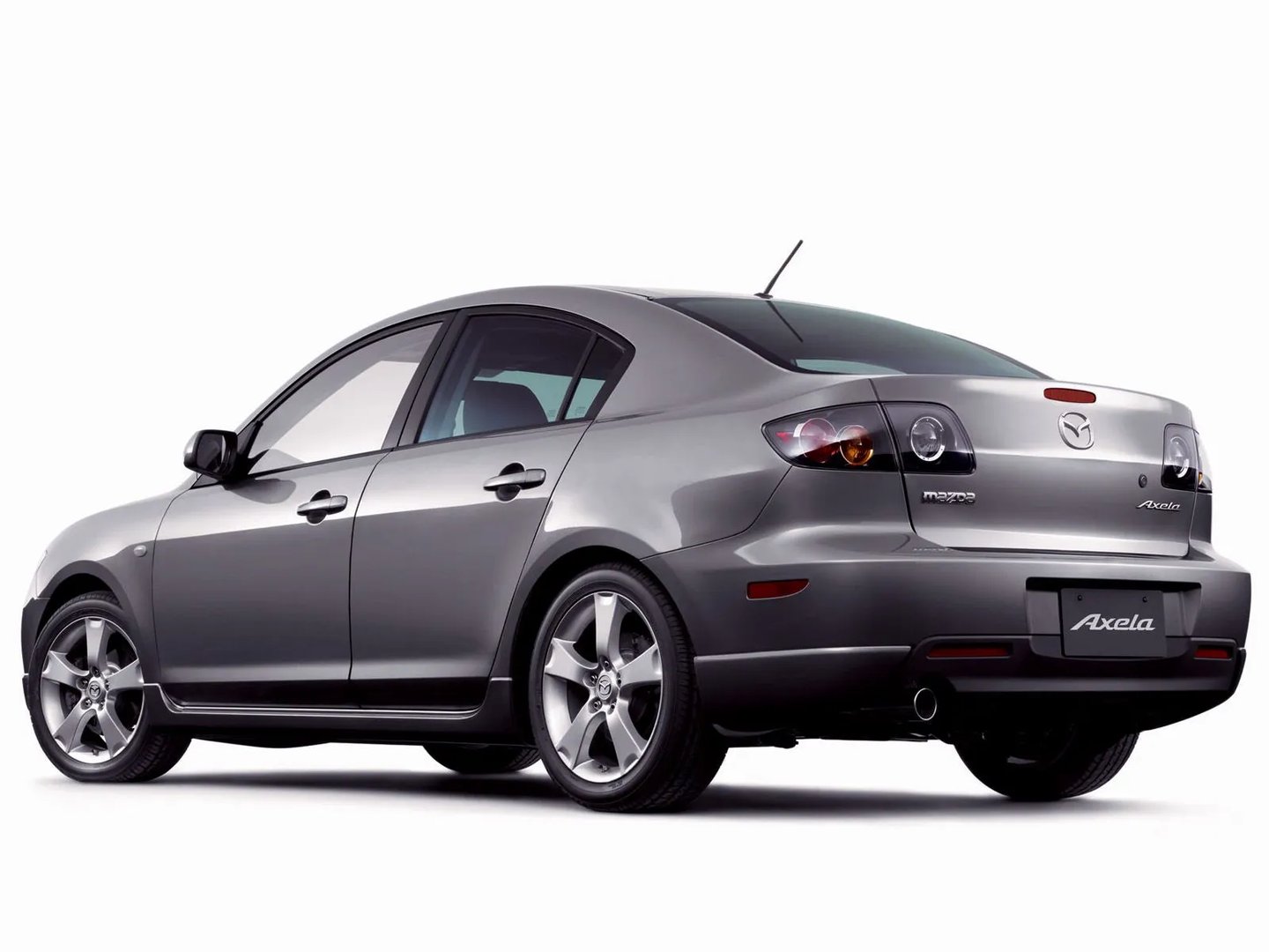 Mazda_Axela_1_generation__Sedan__1.jpg