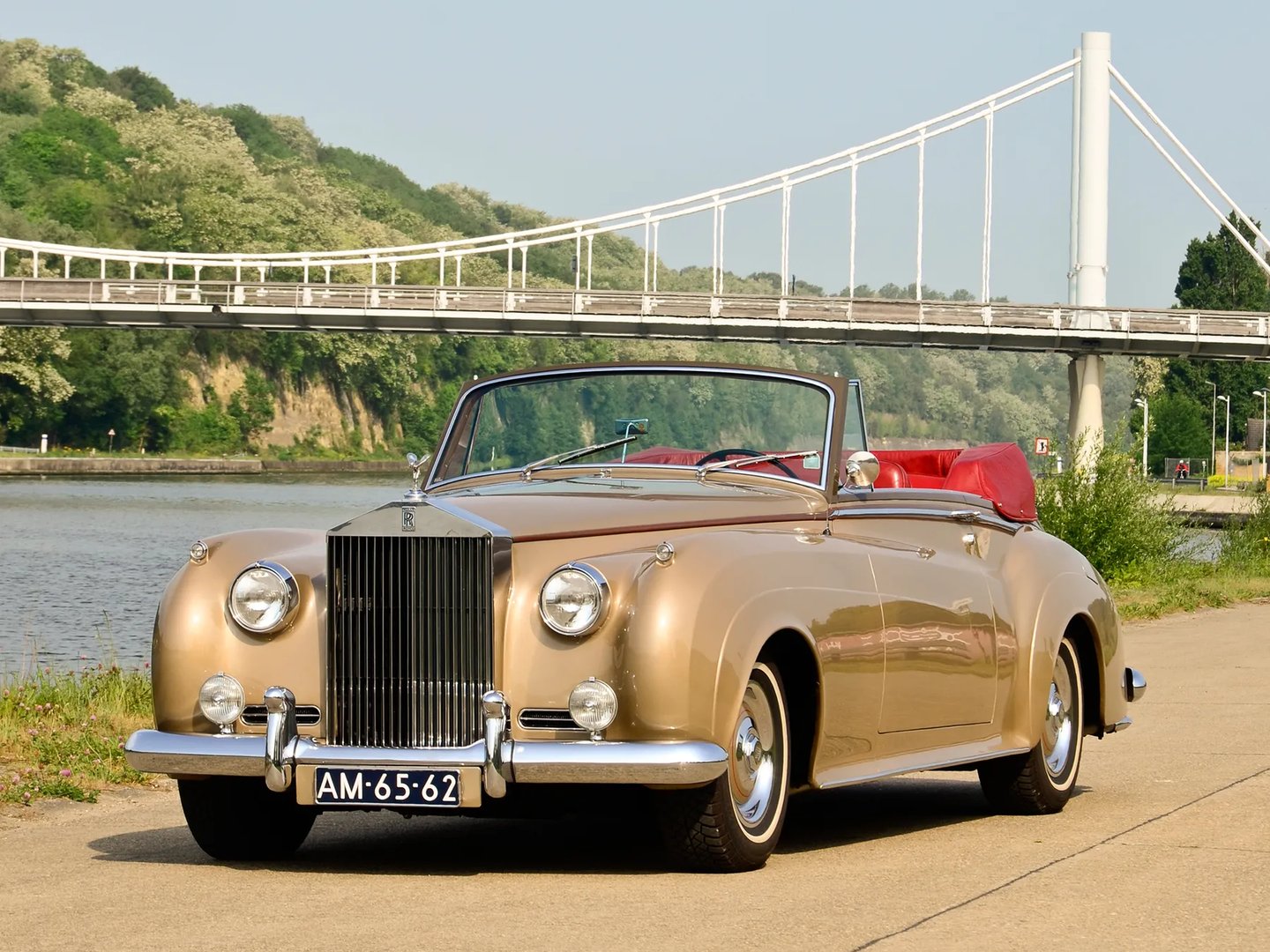 Rolls-Royce_Silver_Cloud_2_generation__Cabrio__13.jpg