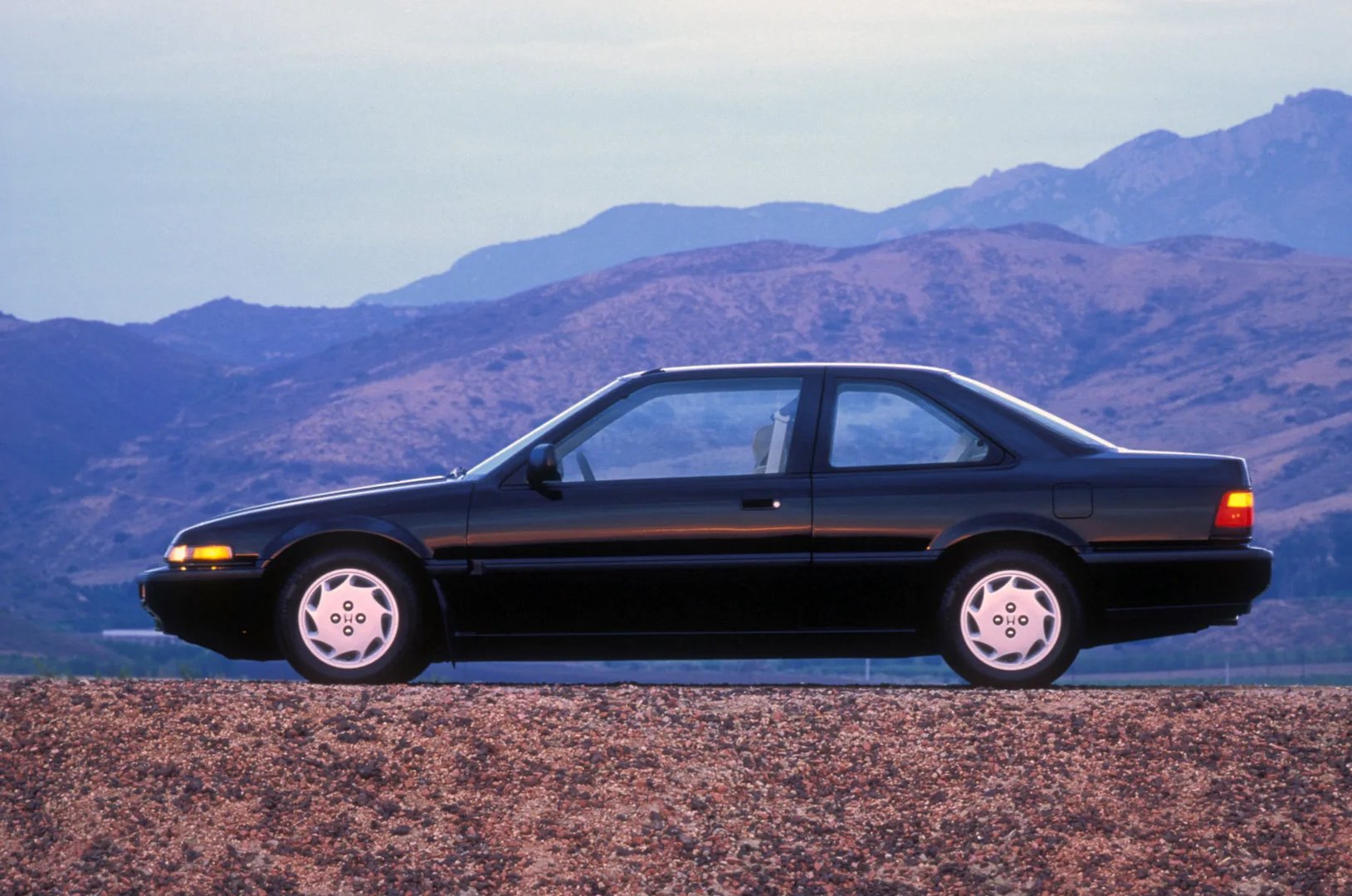 Honda_Accord_(USA)_3_generation__Coupe__5.jpg