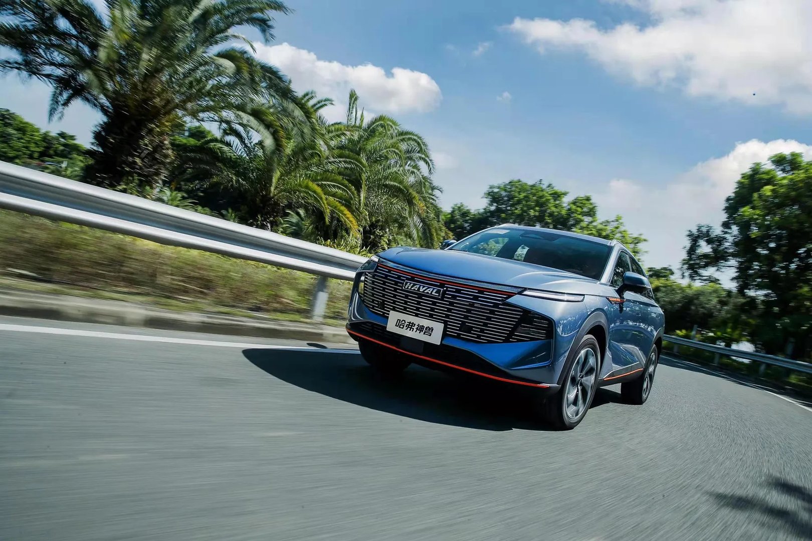 Haval_Monster_1_generation__SUV_5-doors__2.jpg