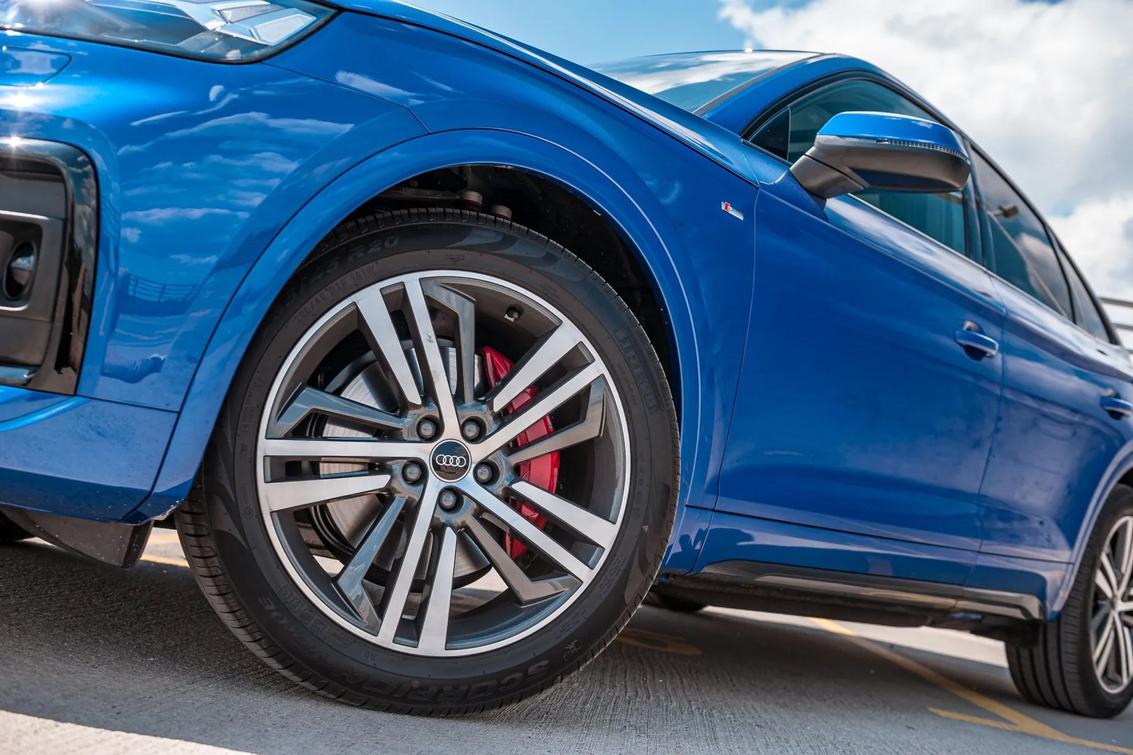 Audi_Q5_Sportback_1_generation__SUV_Coupe__12.jpg
