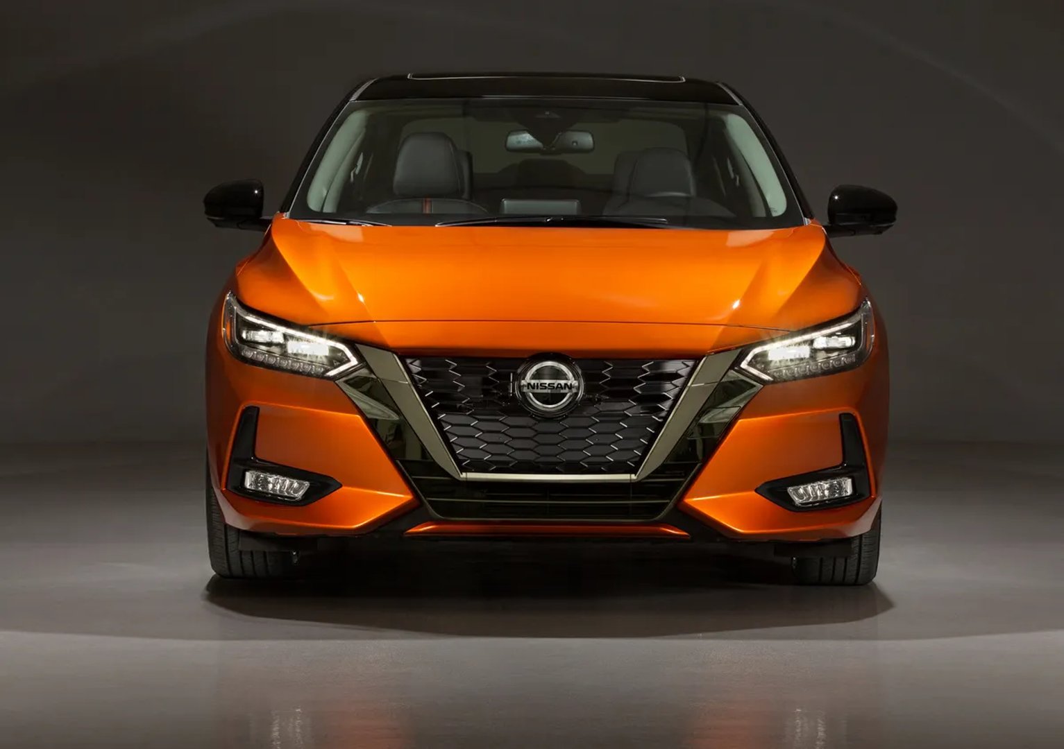Nissan_Sentra_8_generation__Sedan__1.jpg
