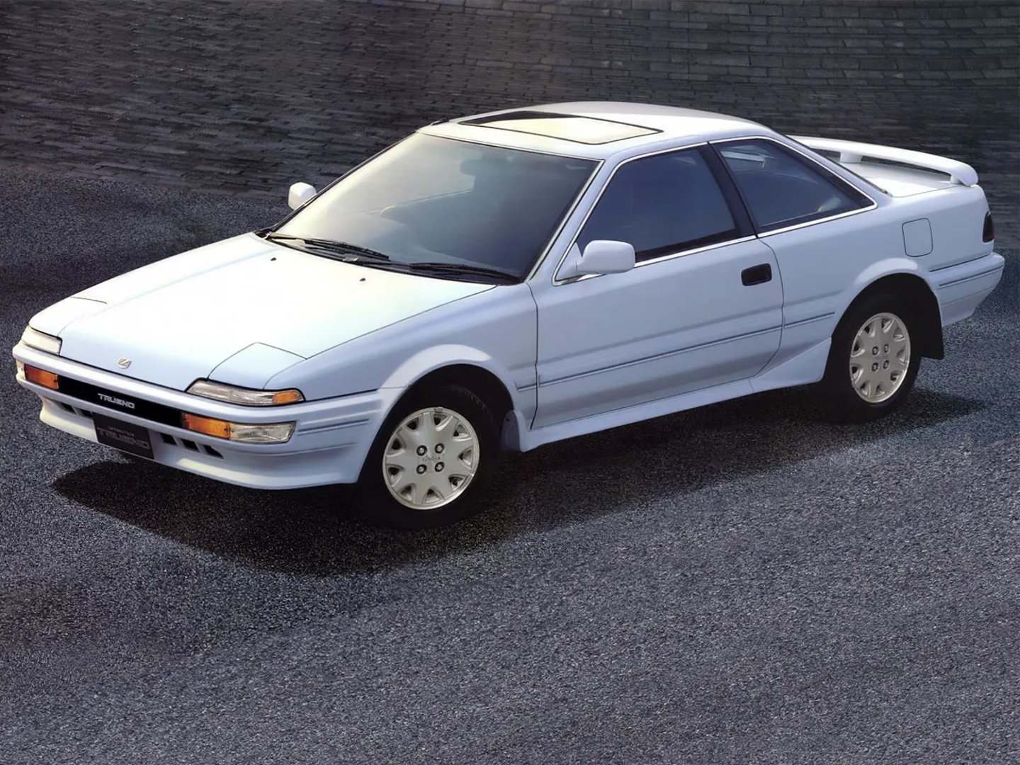 Toyota_Sprinter_Trueno_5_generation__Coupe__1.jpg
