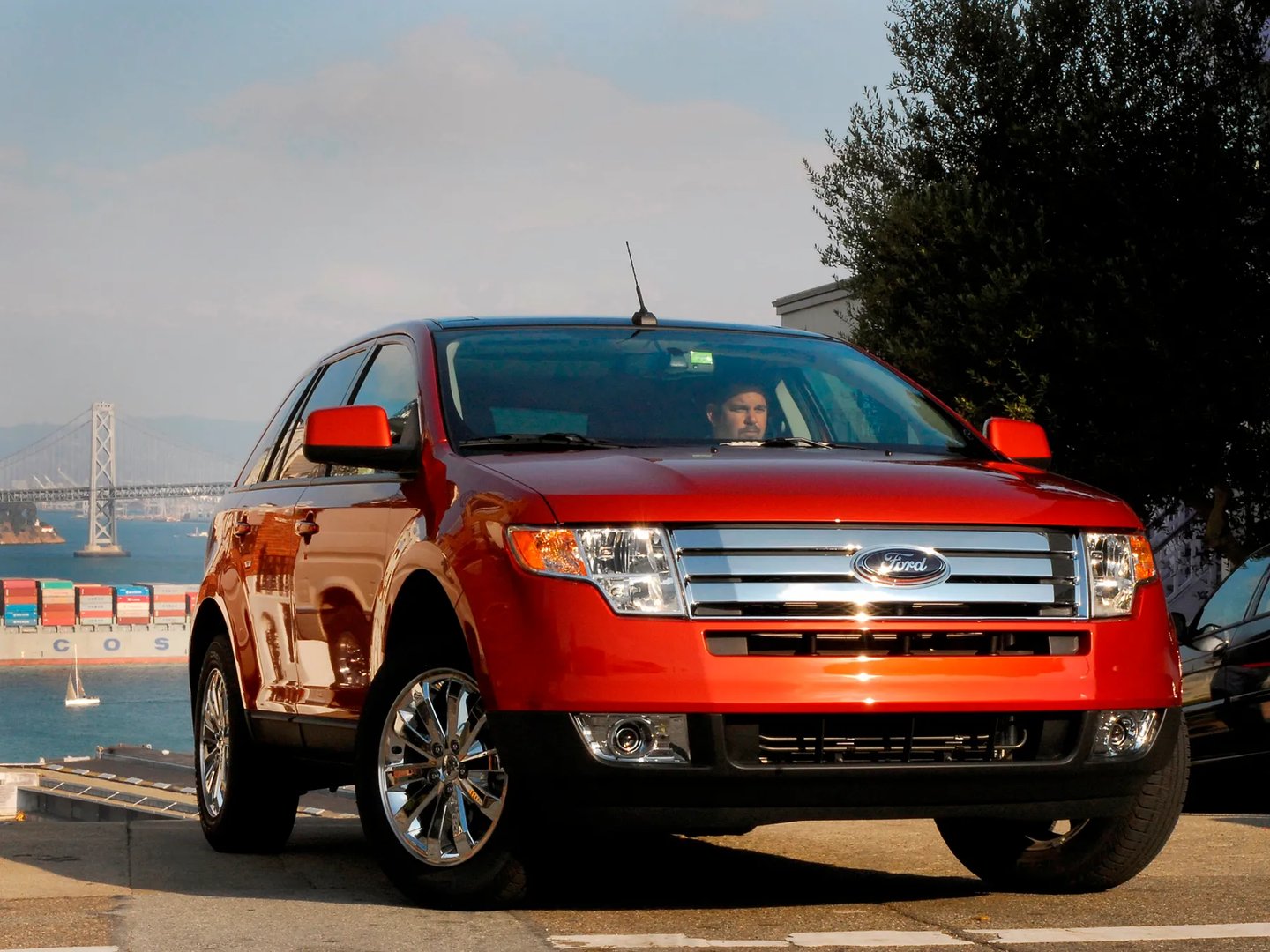 Ford_Edge_1_generation__SUV_5-doors__5.jpg