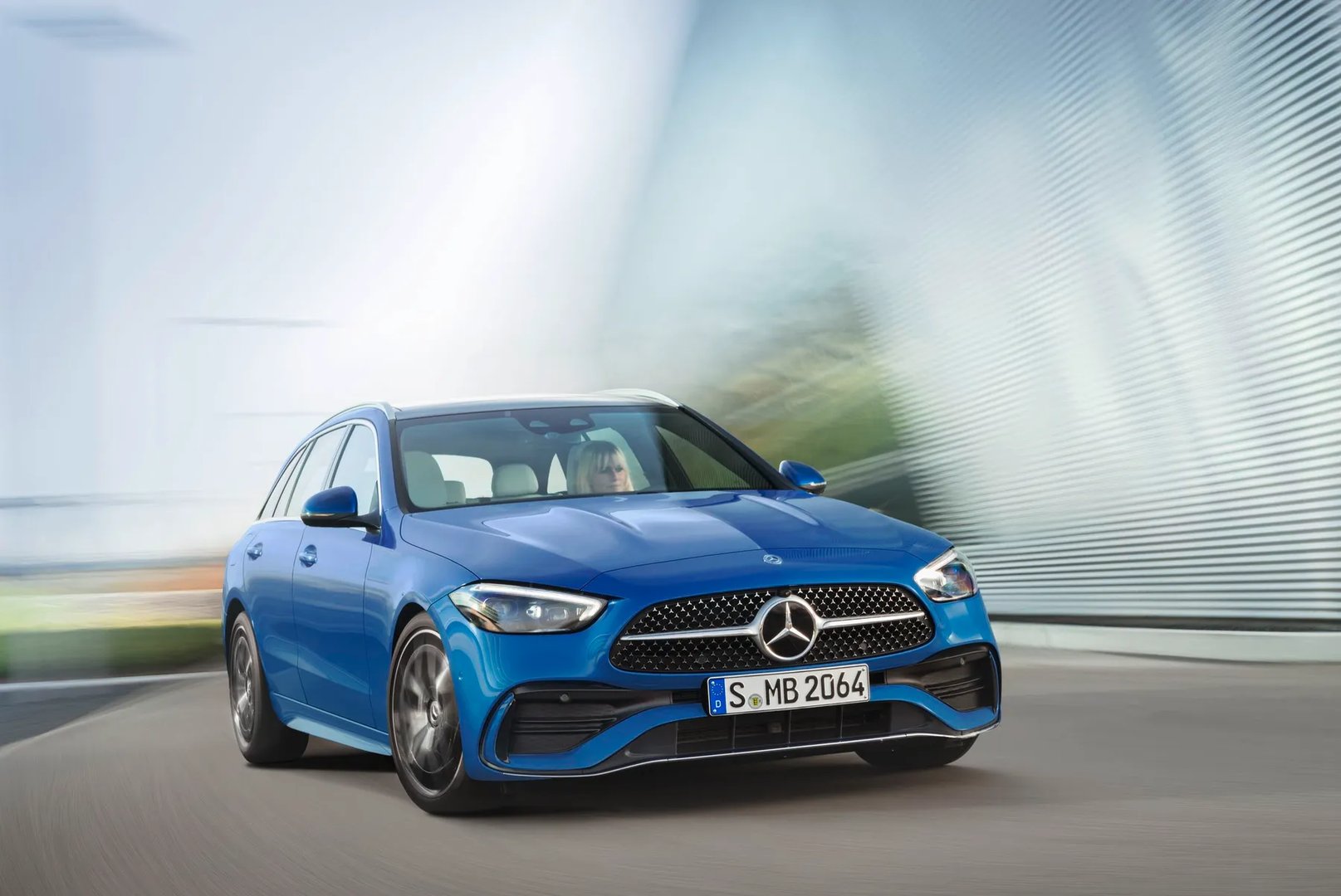 Mercedes_C-Class_5_generation__Estate__6.jpg