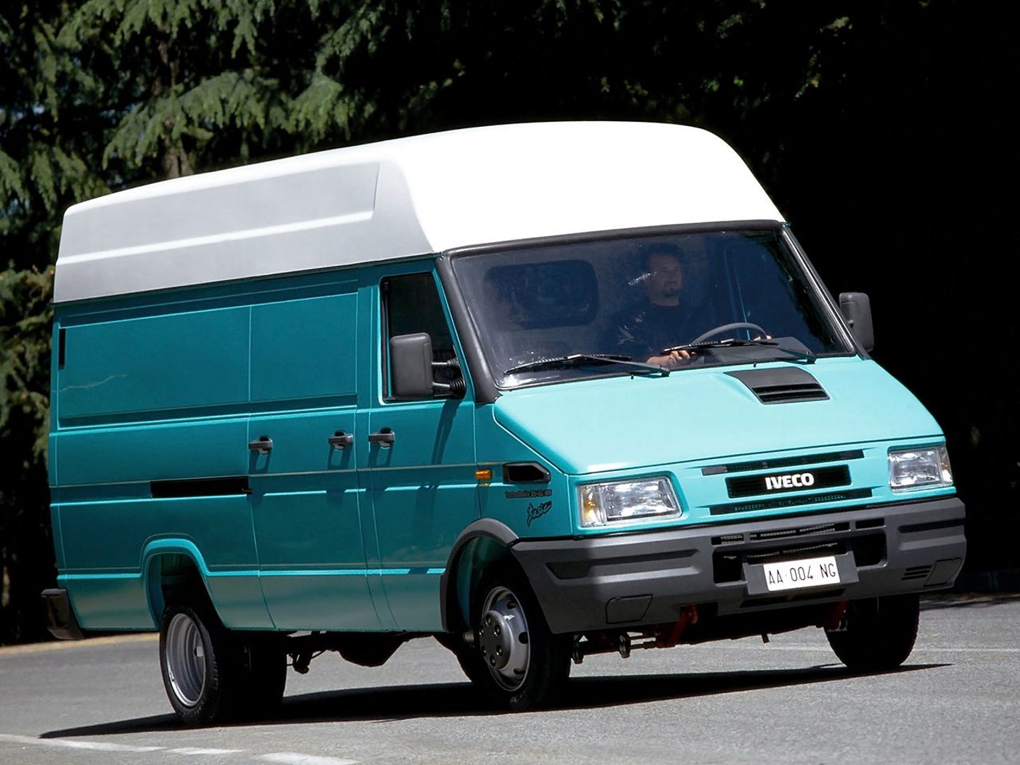1 generation, restyling 1 