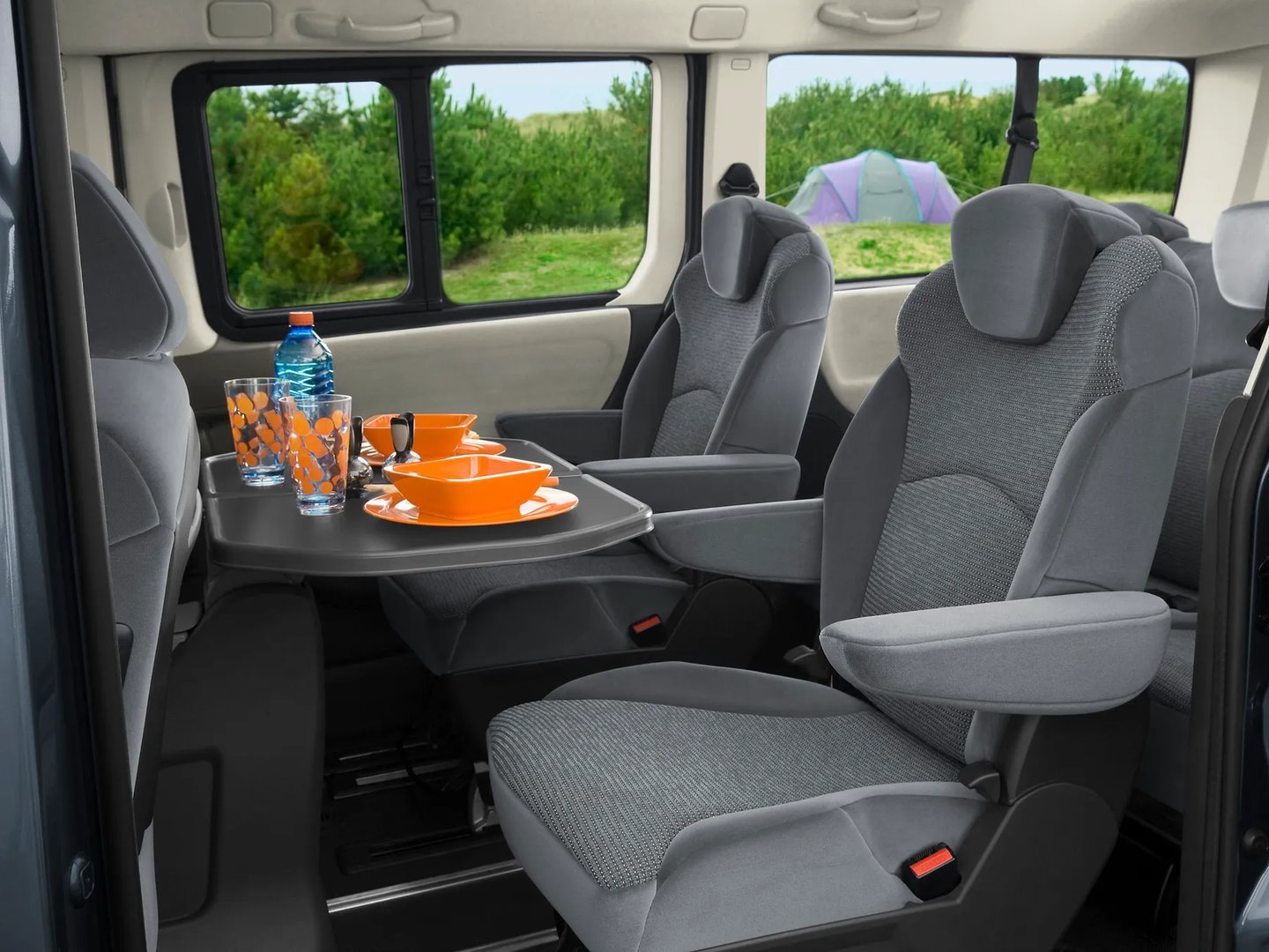 Citroen_Jumpy_2_generation__Minivan__10.jpg