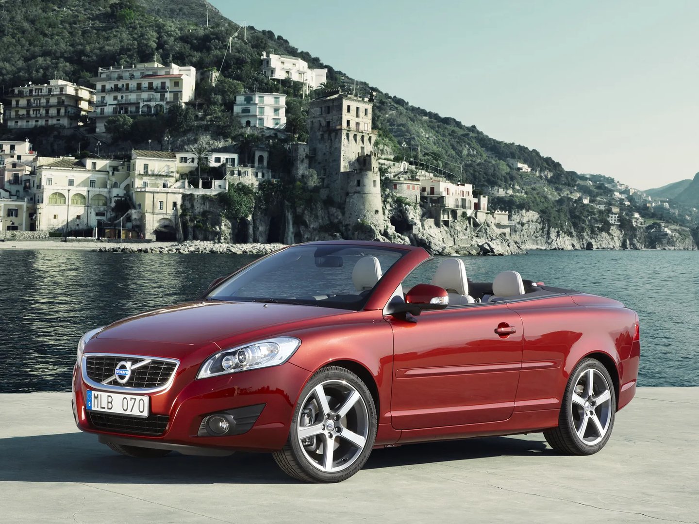 Volvo_C70_2_generation_restyling__Cabrio__5.jpg