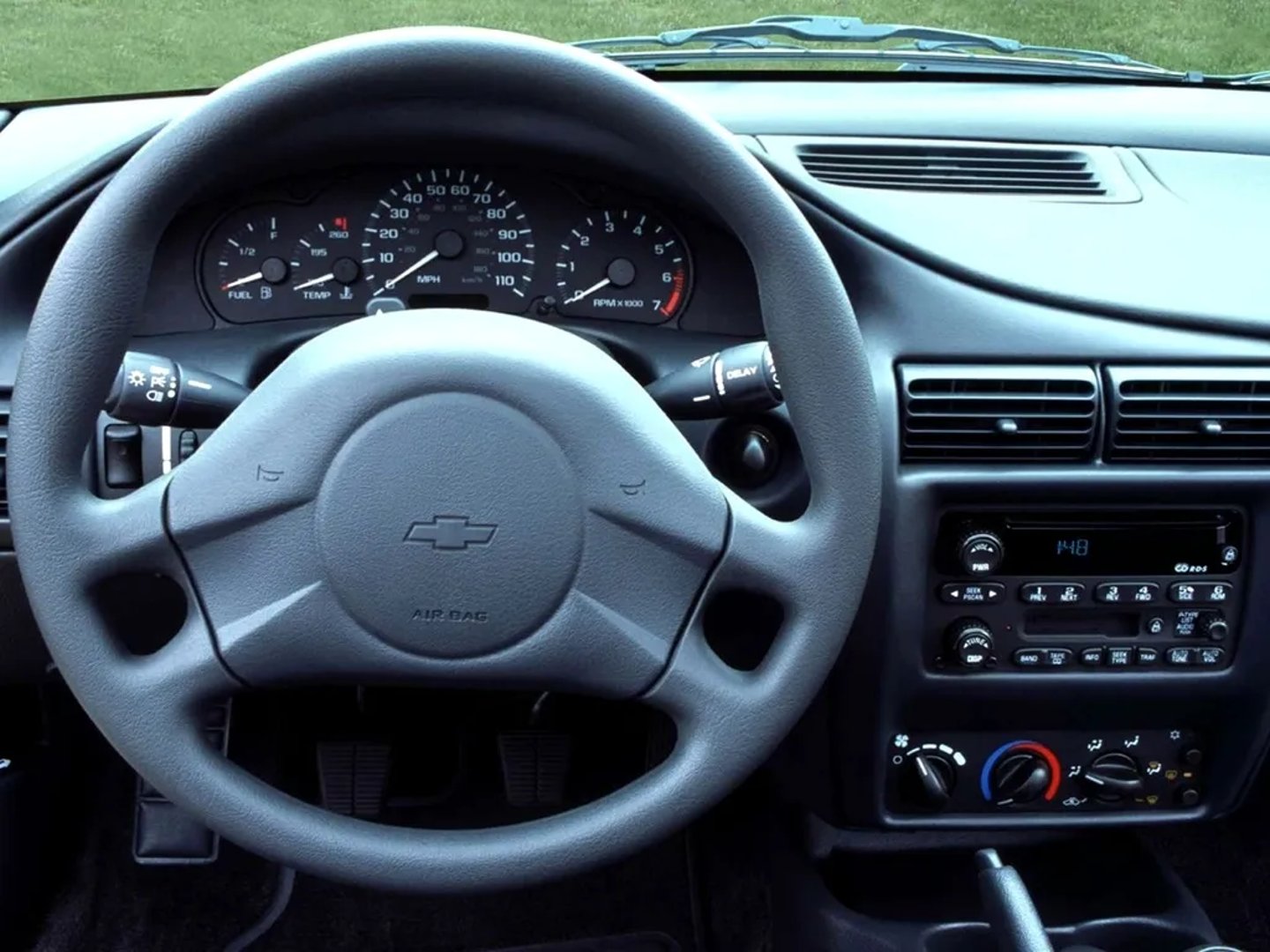 Chevrolet_Cavalier_3_generation_restyling_2__Coupe__5.jpg