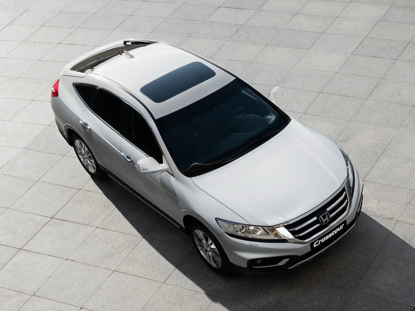Honda_Crosstour_1_generation_restyling__SUV_5-doors__8.jpg