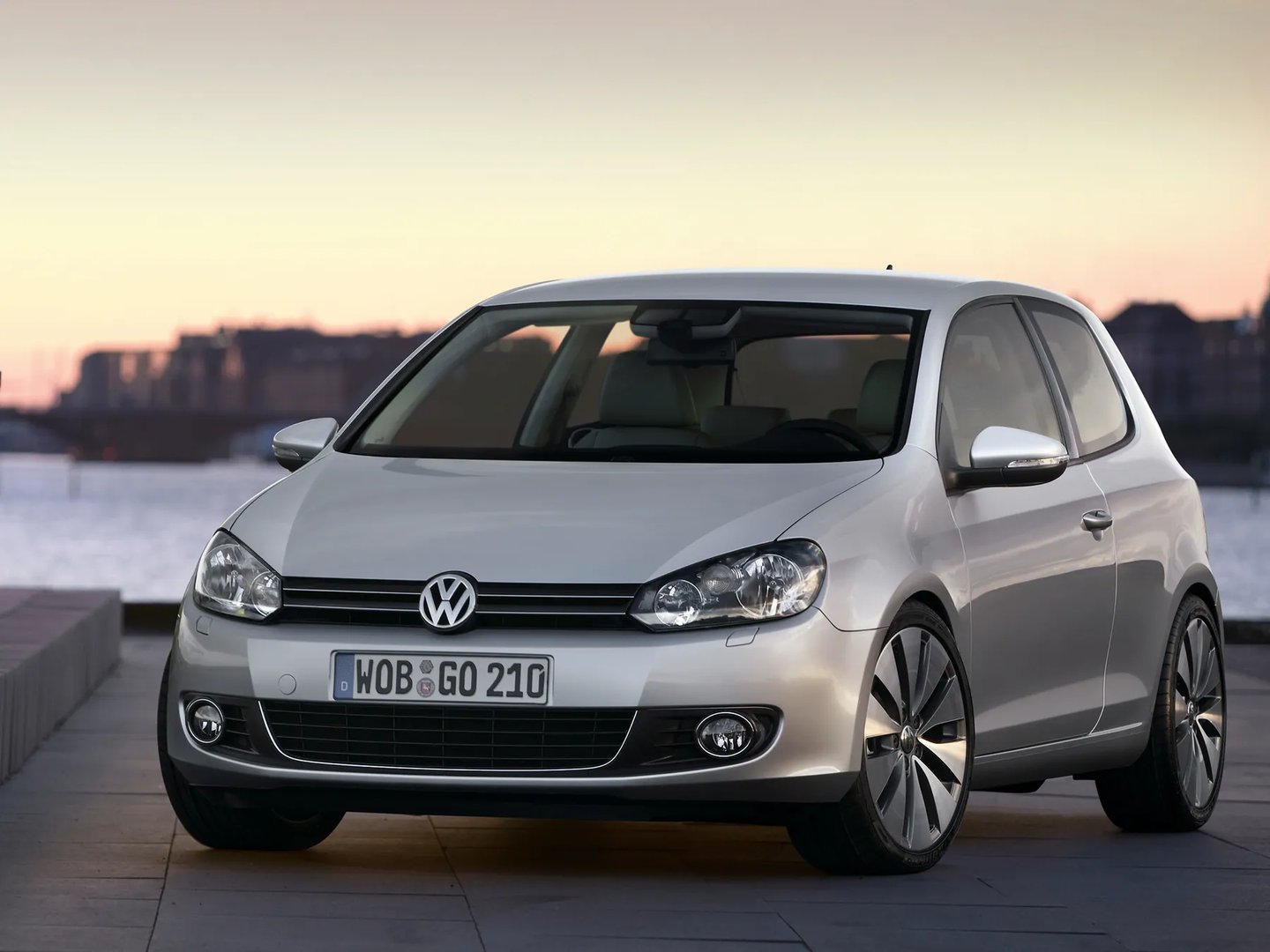 5K1  Hatchback 3-door