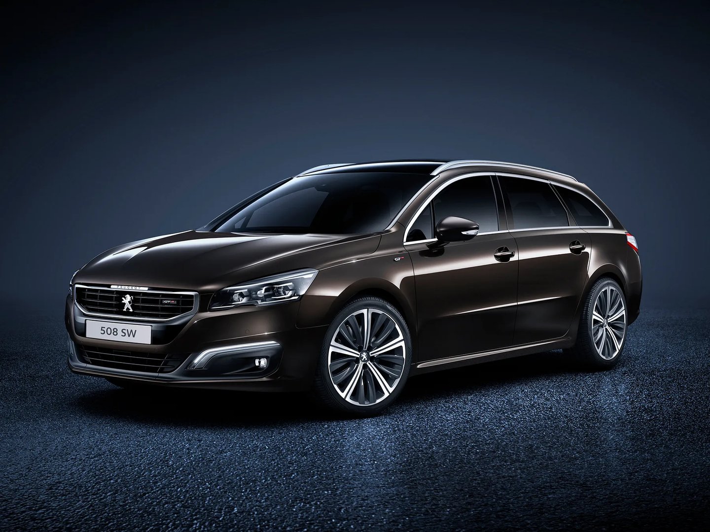 Peugeot_508_1_generation_restyling__Estate_5-door__5.jpg