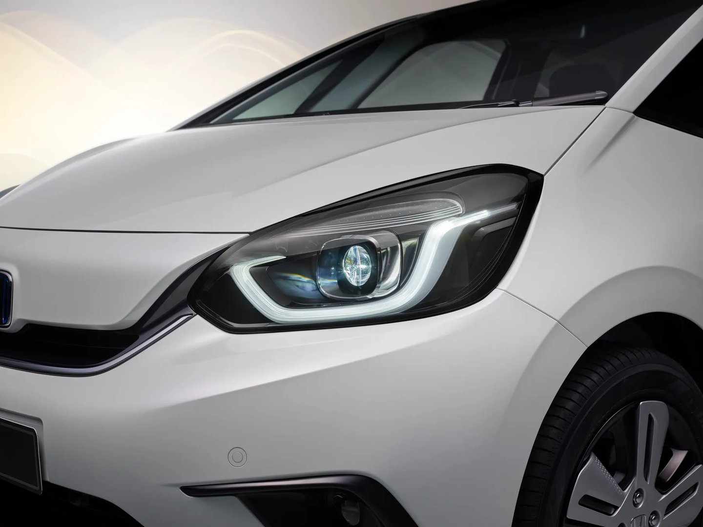 Honda_Jazz_4_generation__Mini_5-doors__9.jpg