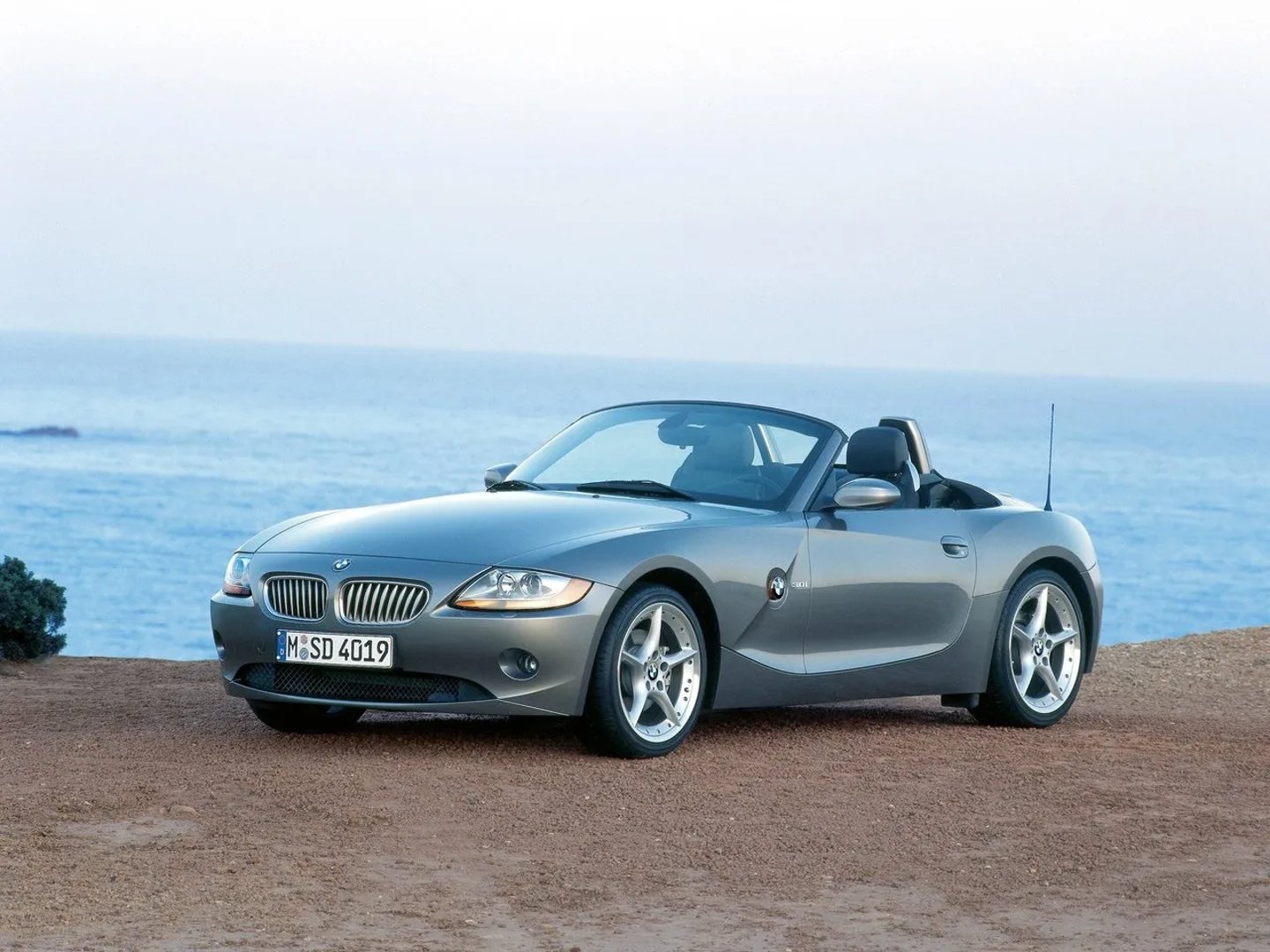 E85  Roadster