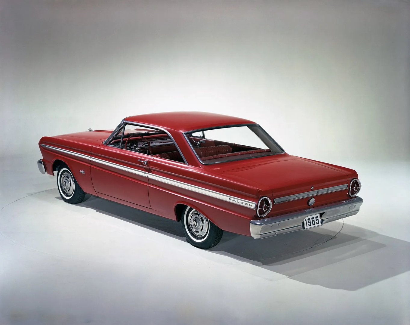 Ford_Falcon_2_generation__Coupe_Hardtop__1.jpg
