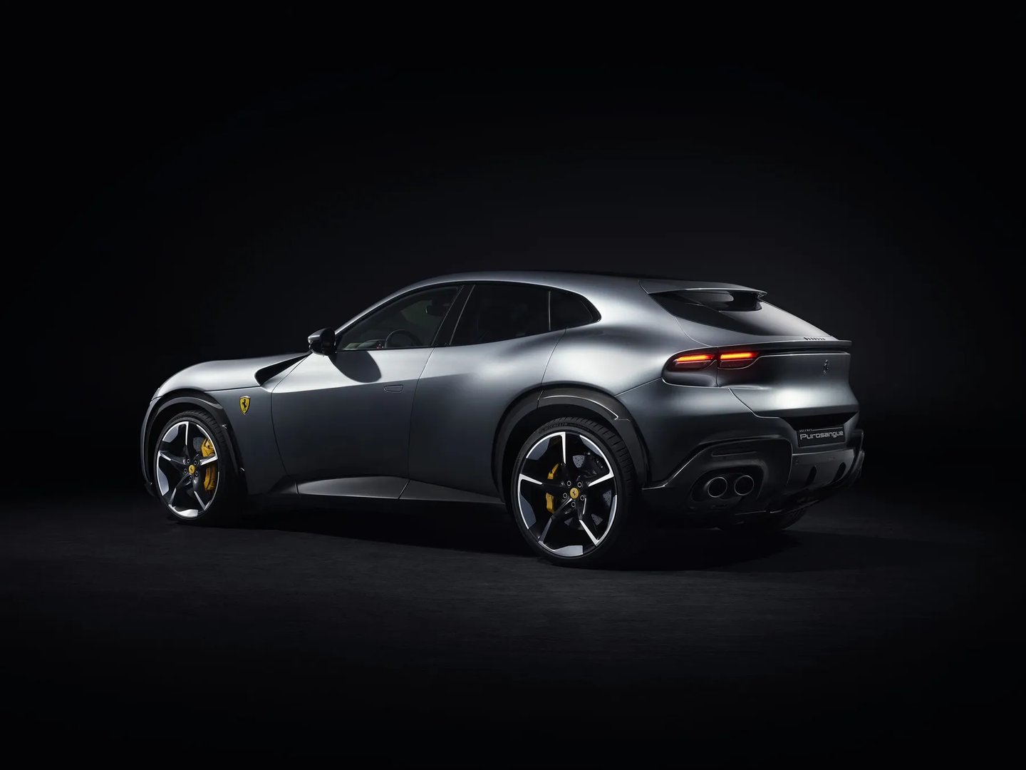 Ferrari_Purosangue_1_generation__SUV_5-doors__7.jpg