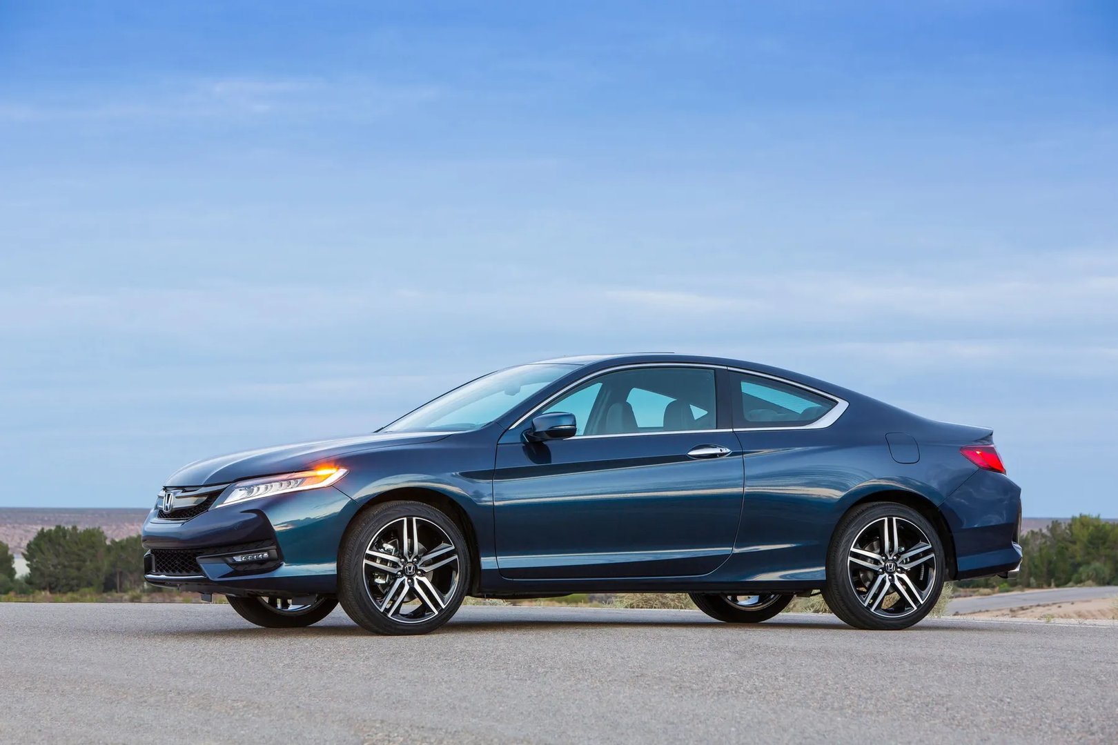 Honda_Accord_(USA)_9_generation_restyling__Coupe__2.jpg