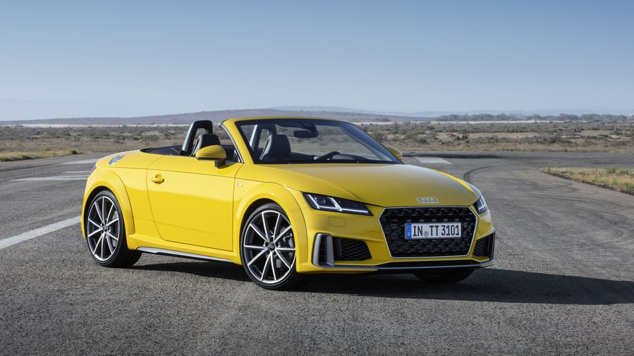Audi TT Showcar und Materialien zur Designentwicklung