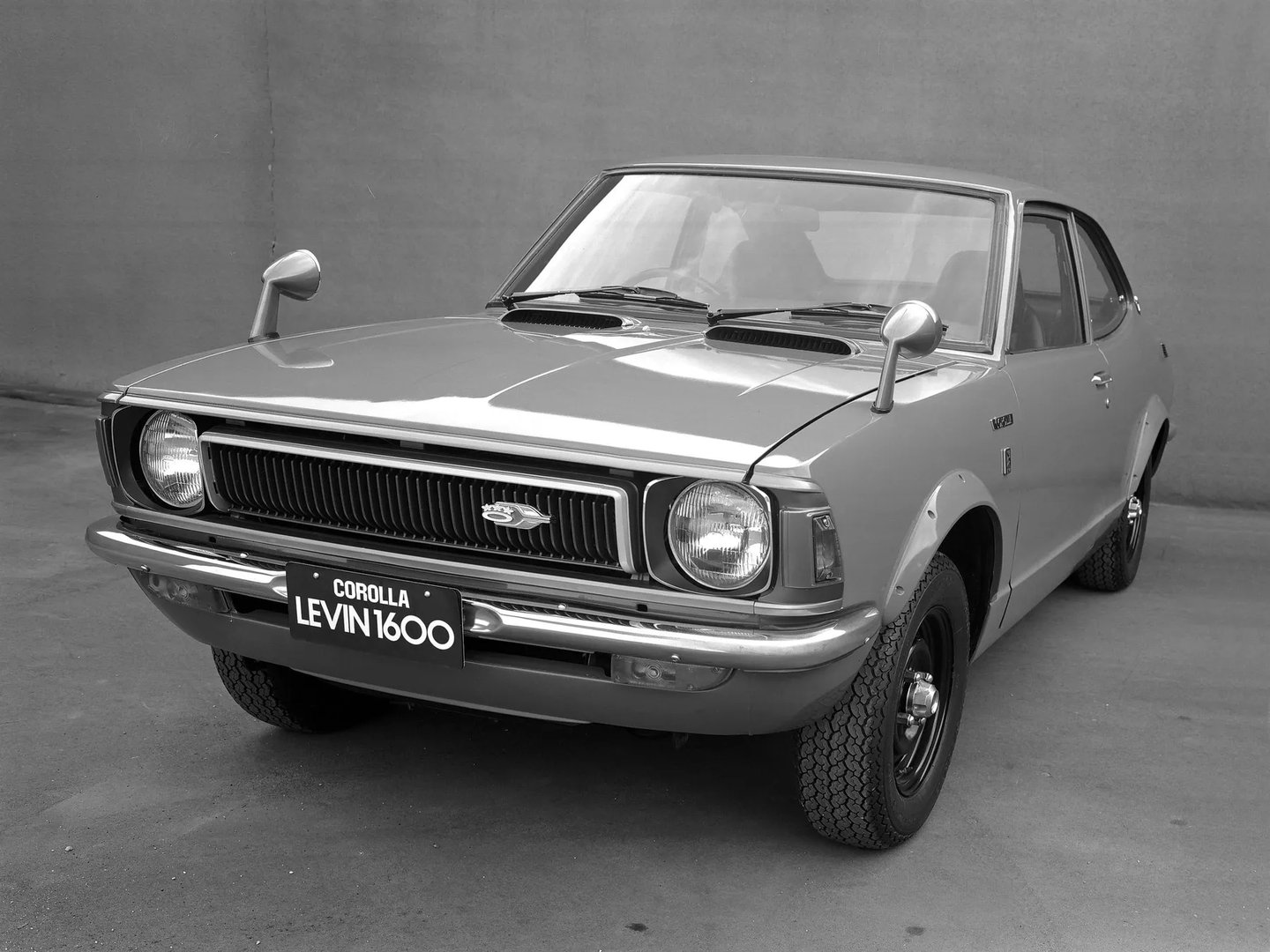 Toyota_Corolla_Levin_1_generation__Coupe__3.jpg