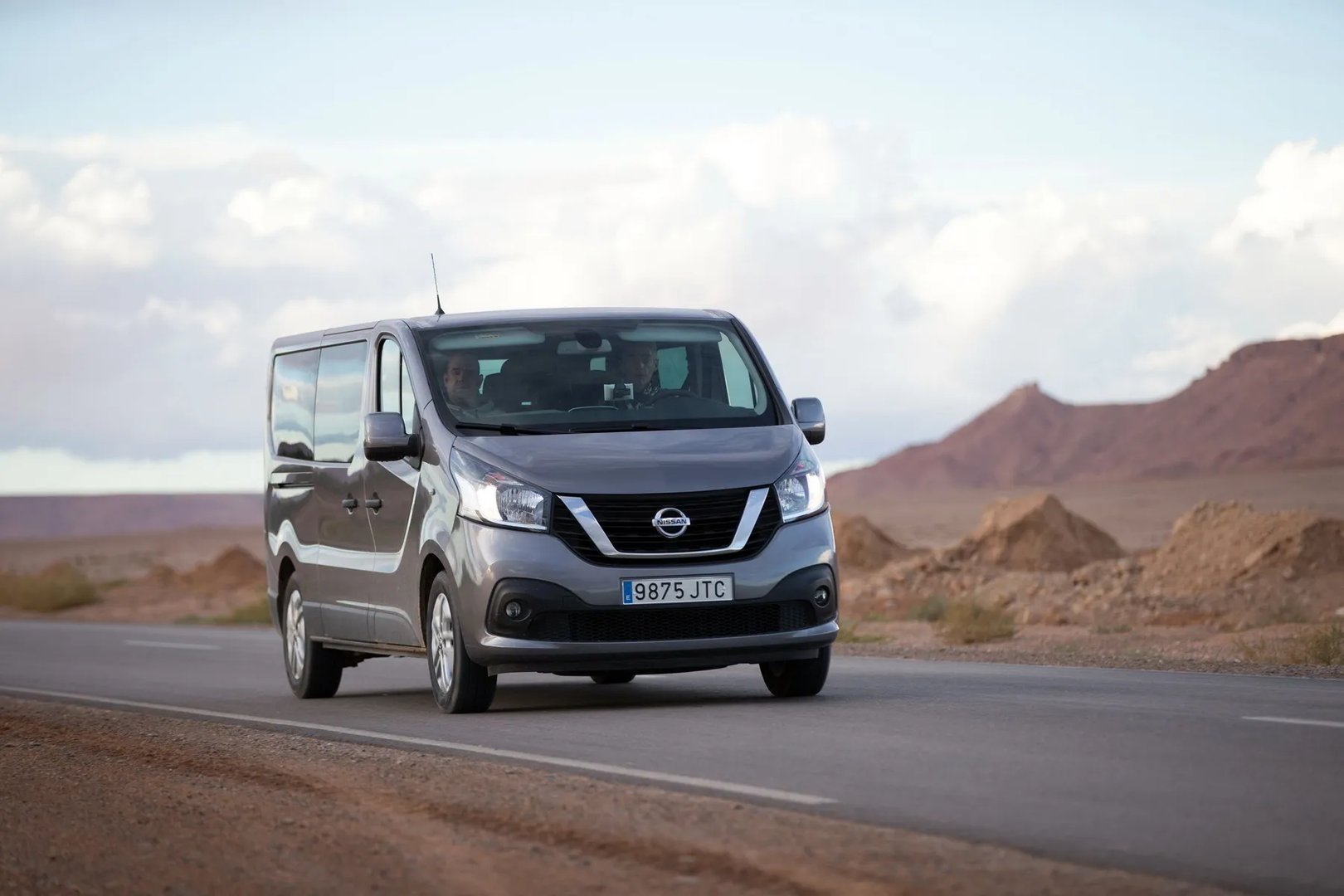 Nissan NV300 1 generation  Minivan