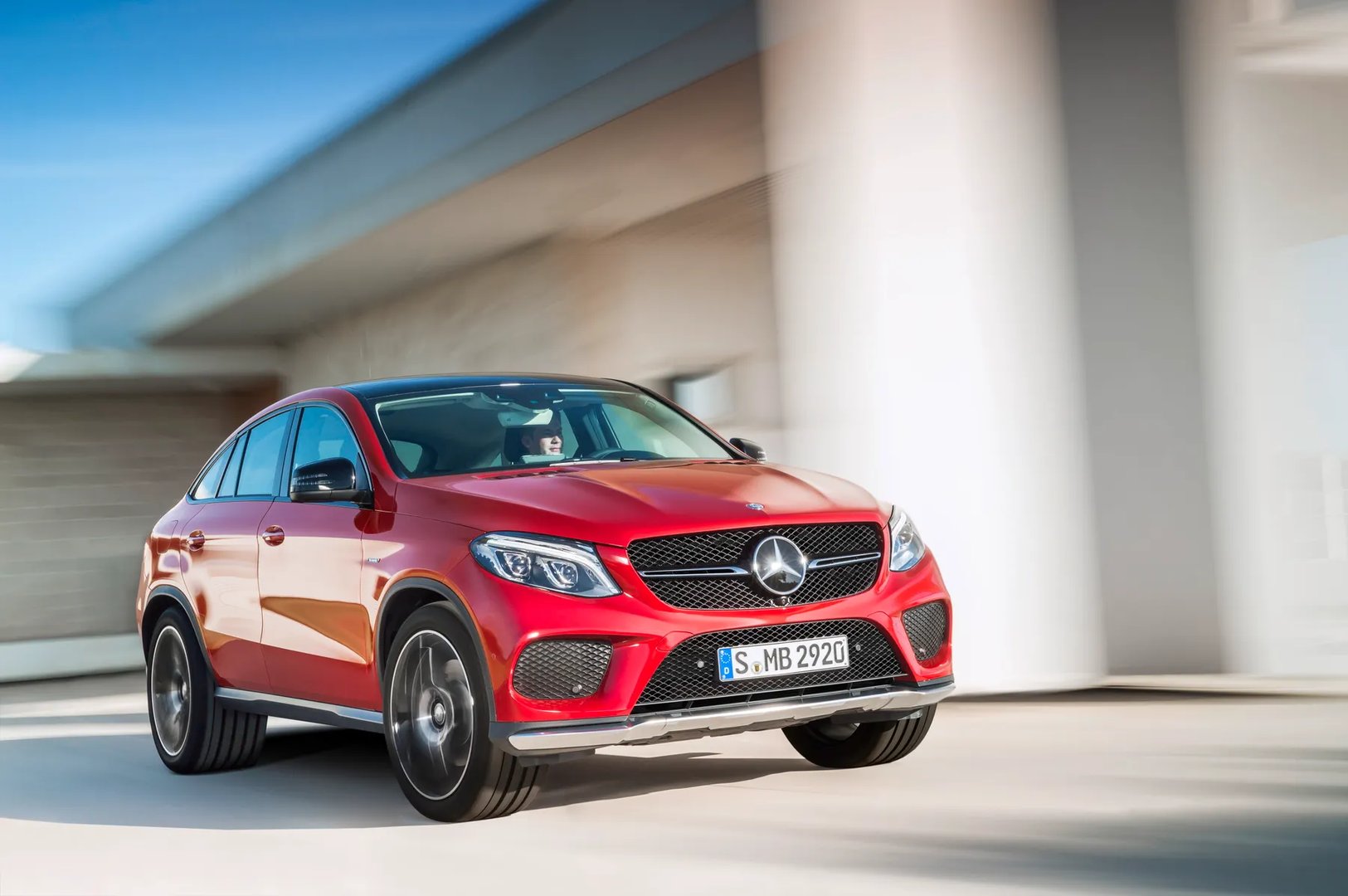 Mercedes_GLE_Coupe_1_generation__SUV_Coupe__9.jpg