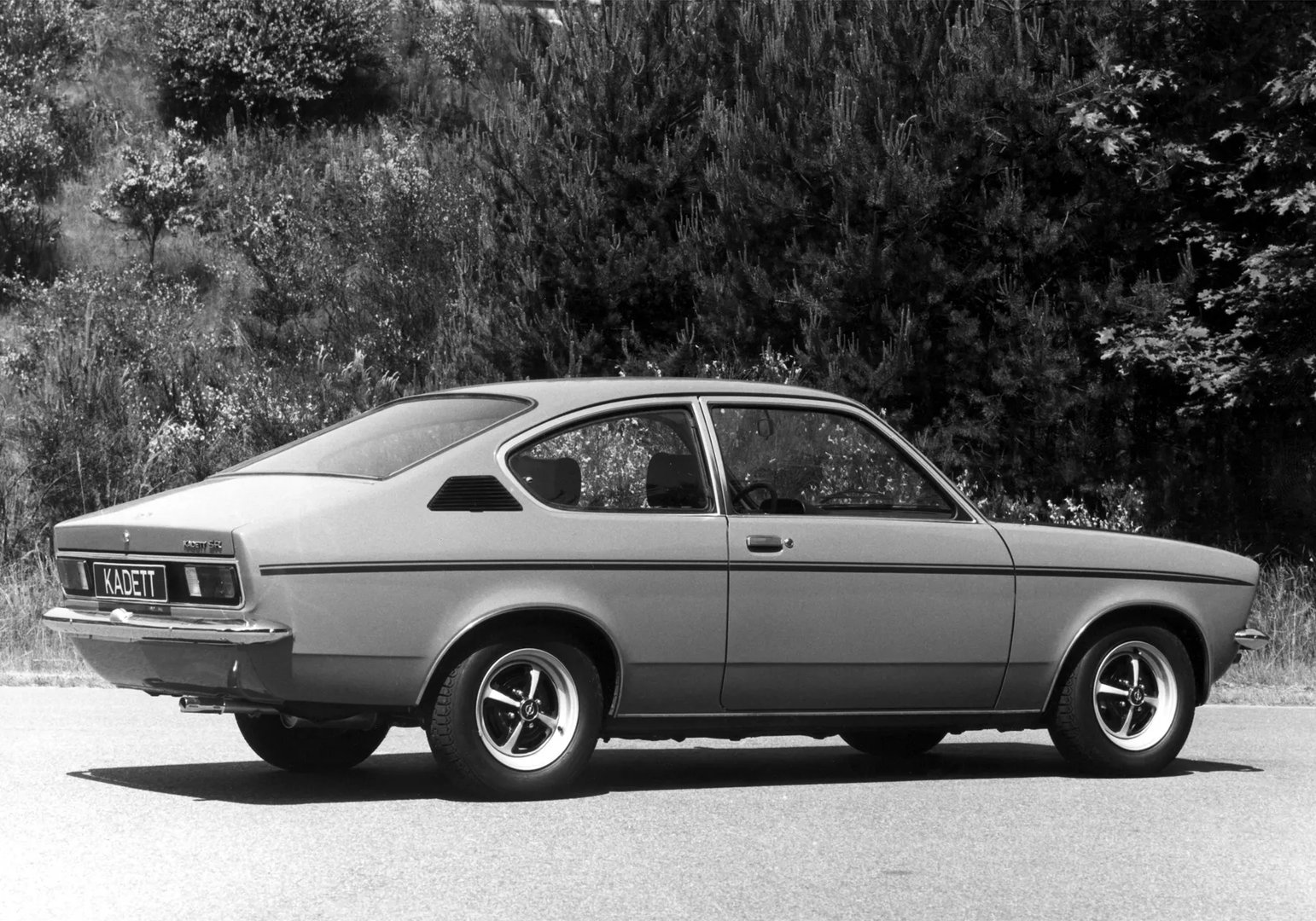Opel_Kadett_3_generation__Coupe__12.jpg