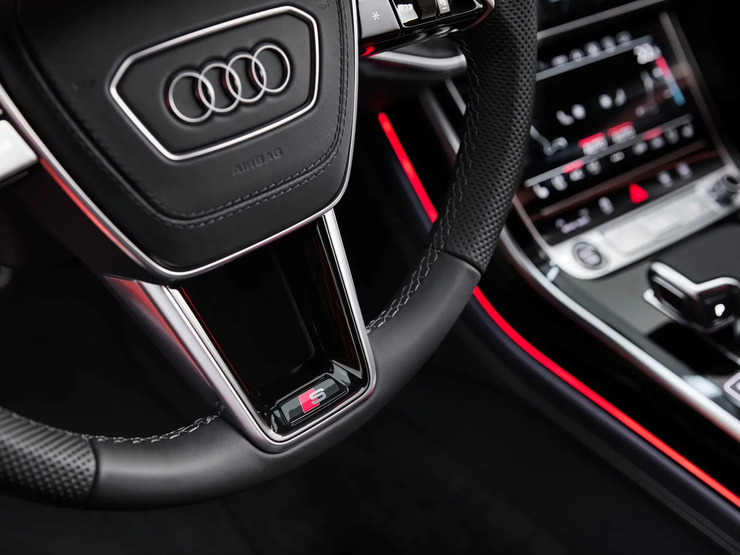 Audi_A8_4_generation_restyling_1__Sedan__12.jpg