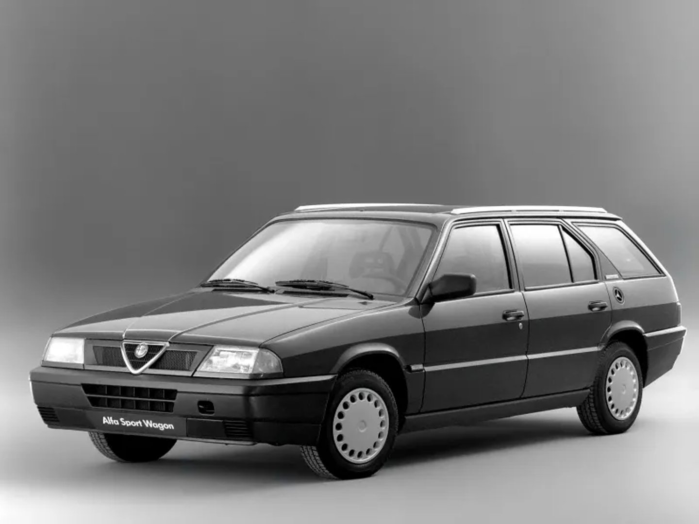 Alfa Romeo_33_2_generation__Estate_5-door__13.jpg
