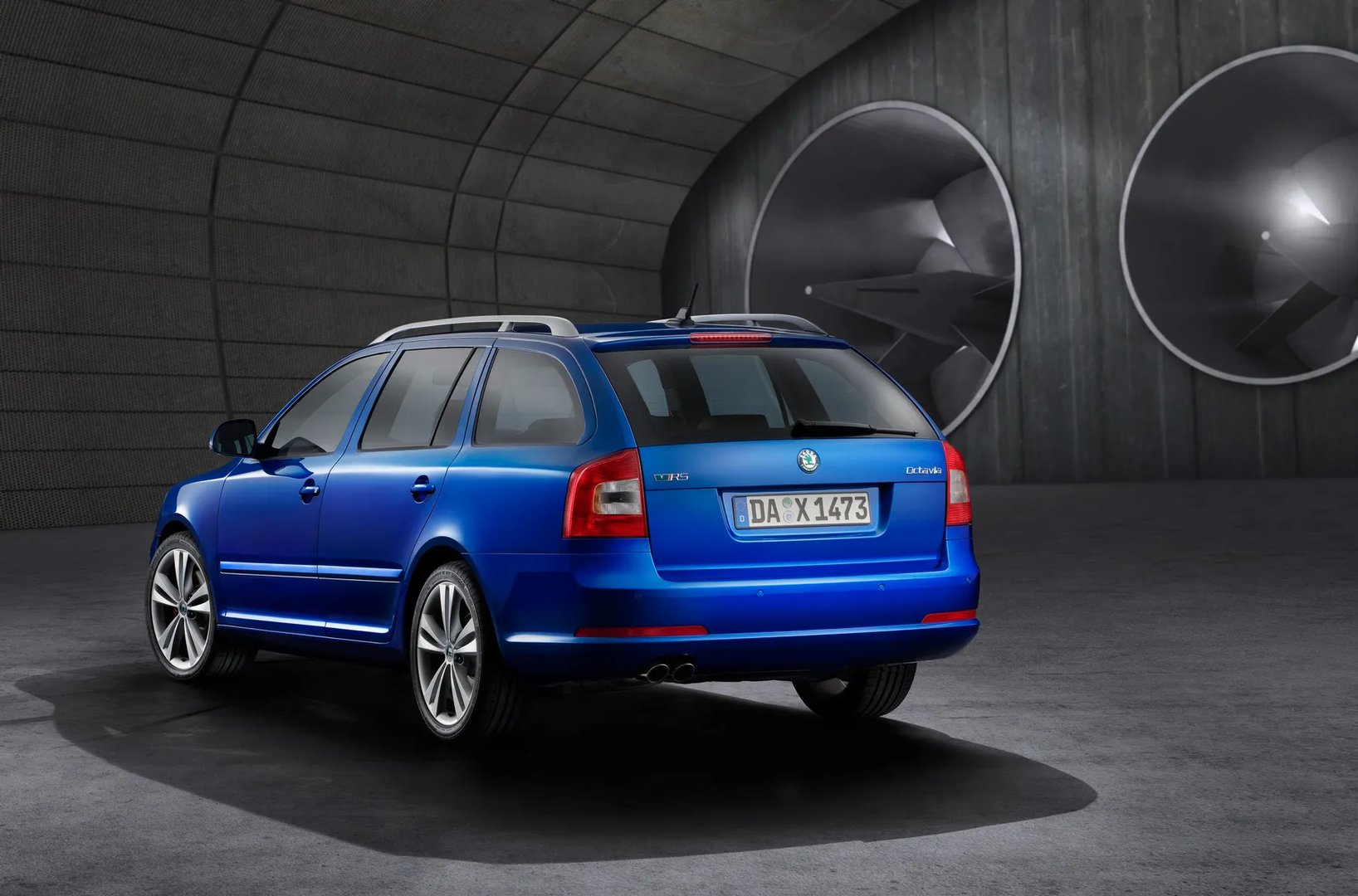 Skoda_Octavia_RS_2_generation_restyling__Estate_5-door__9.jpg