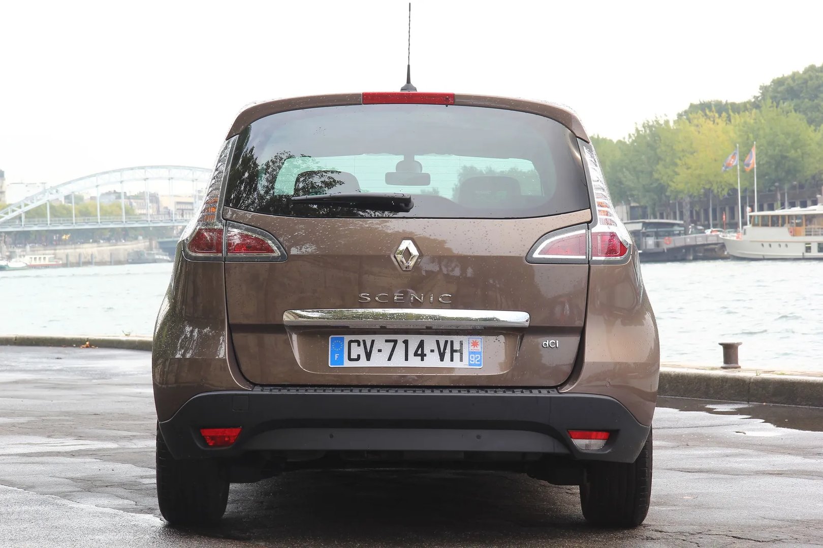 Renault_Scenic_3_generation_restyling_2__Compact_Van__9.jpg