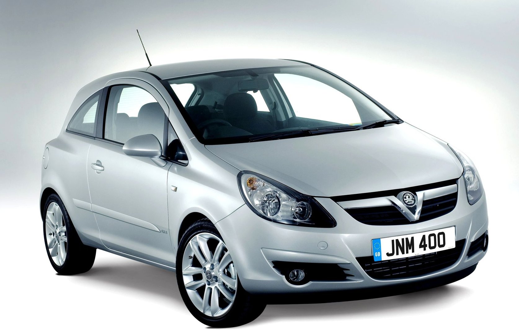 vauxhall_Corsa_4_generation__Mini_3-doors__13.jpg