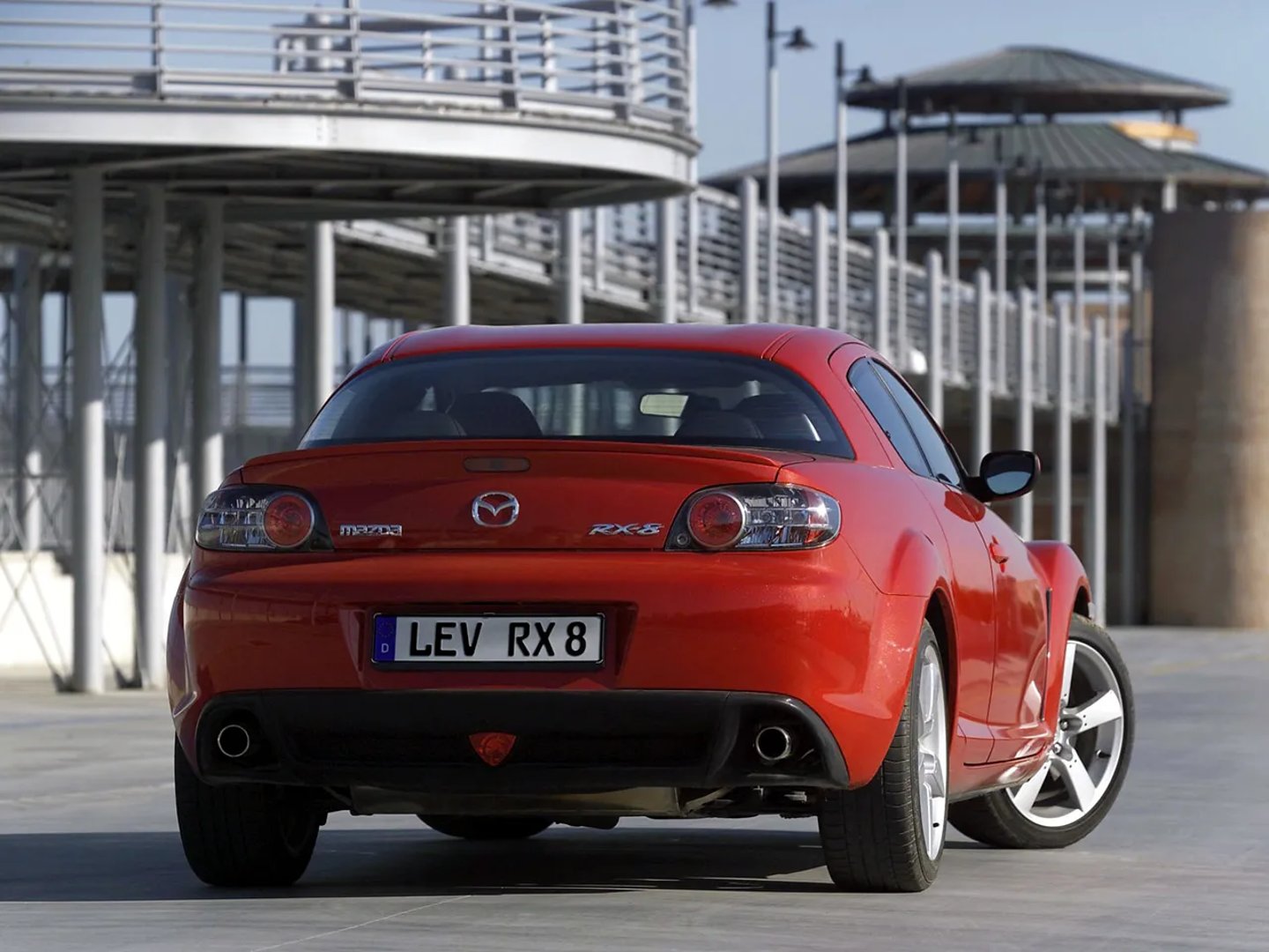 Mazda_RX-8_1_generation__Coupe__2.jpg