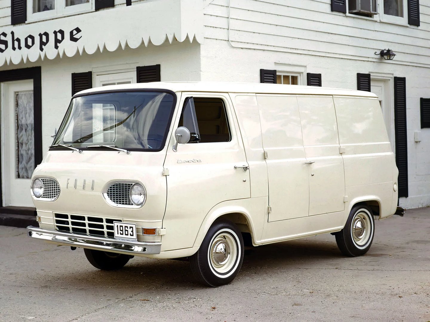 —  Van