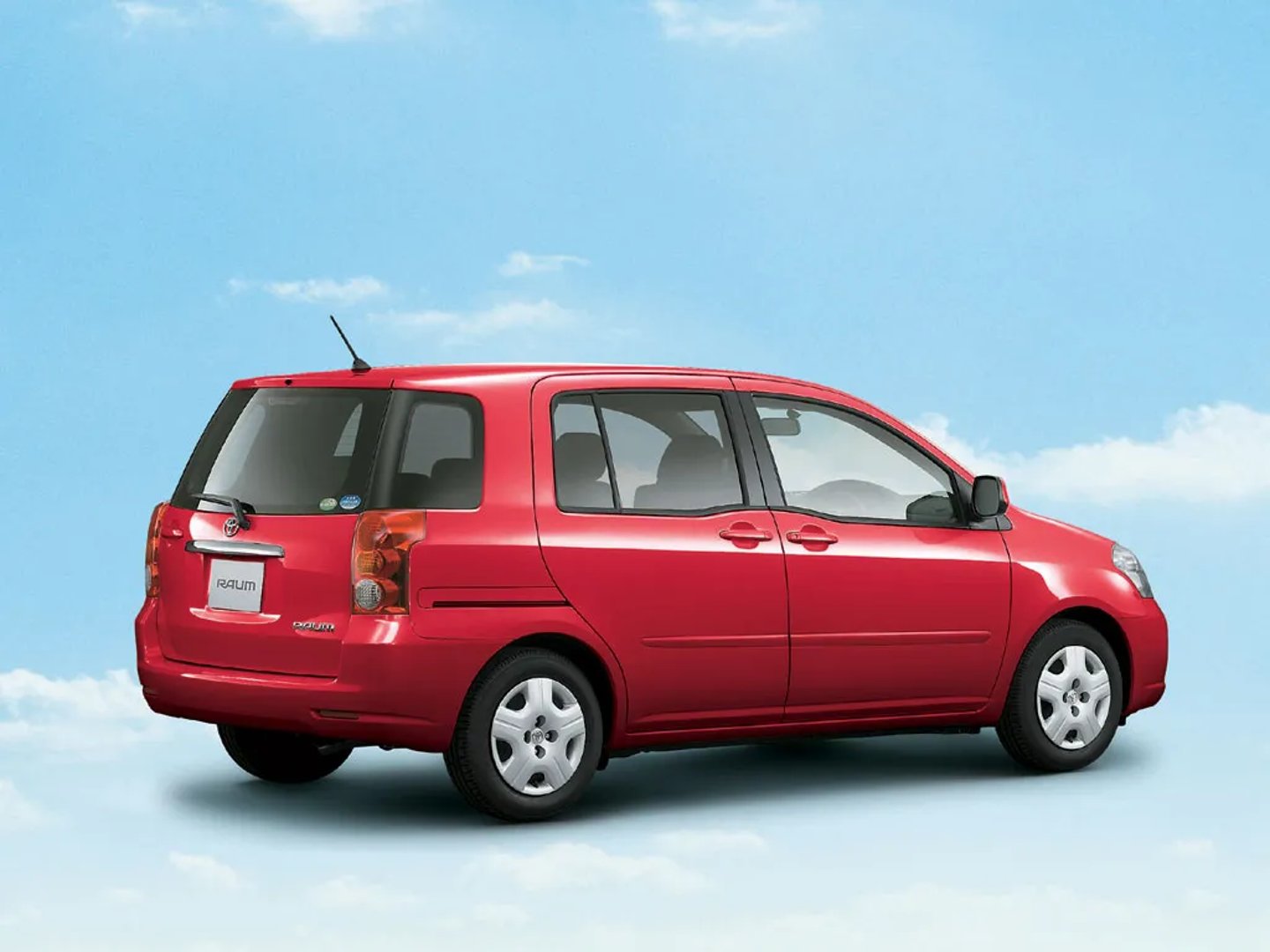 Toyota_Raum_2_generation__Compact_Van__1.jpg